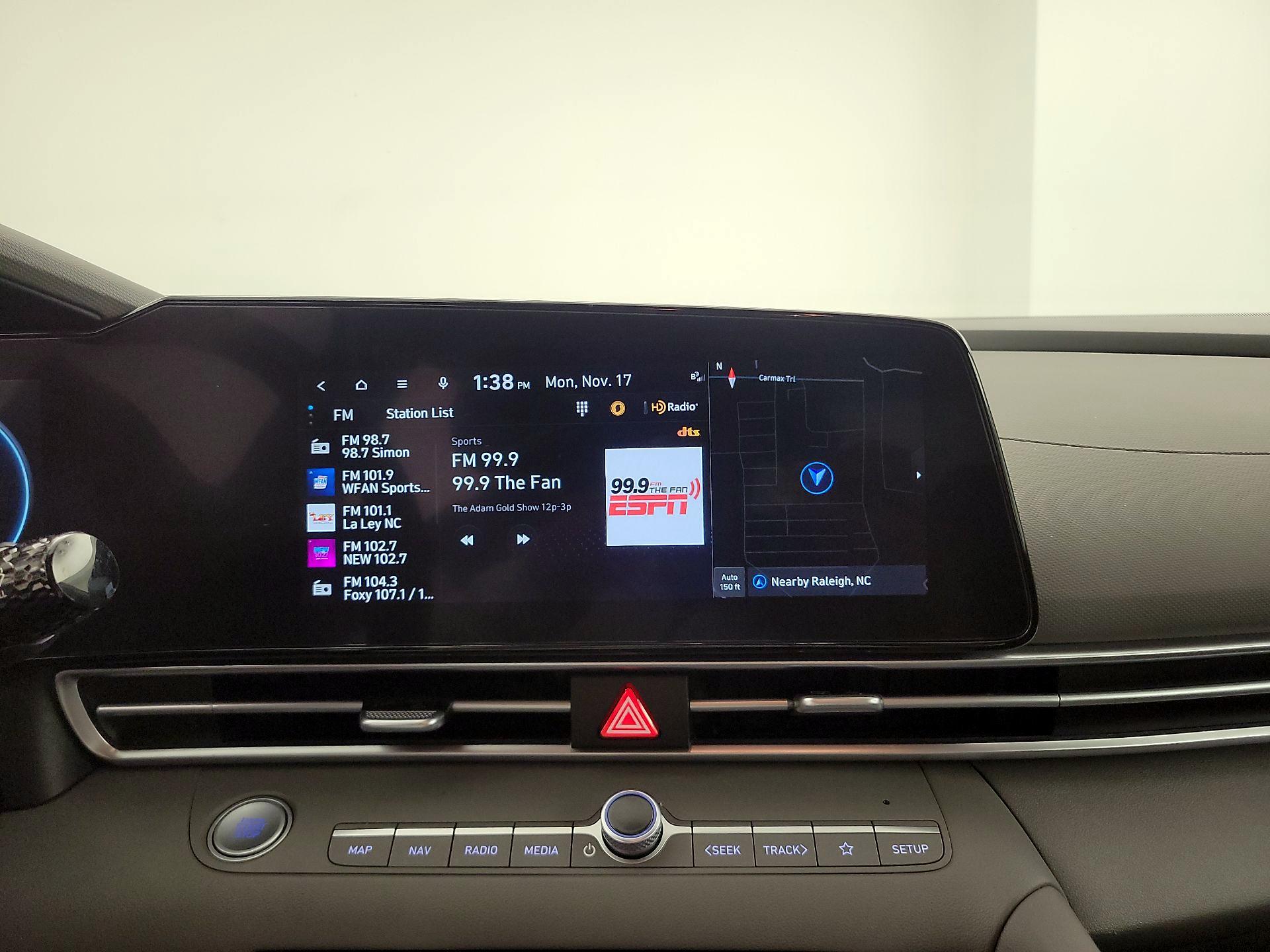 Thumbnail: 2023 Hyundai Elantra - 16