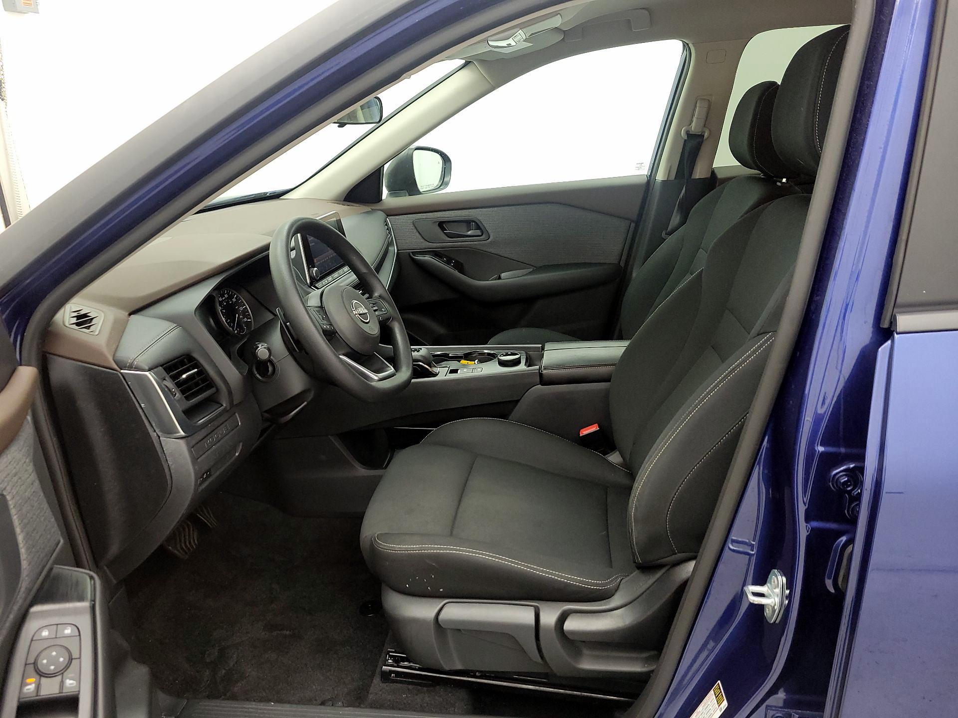 Thumbnail: 2023 Nissan Rogue - 11