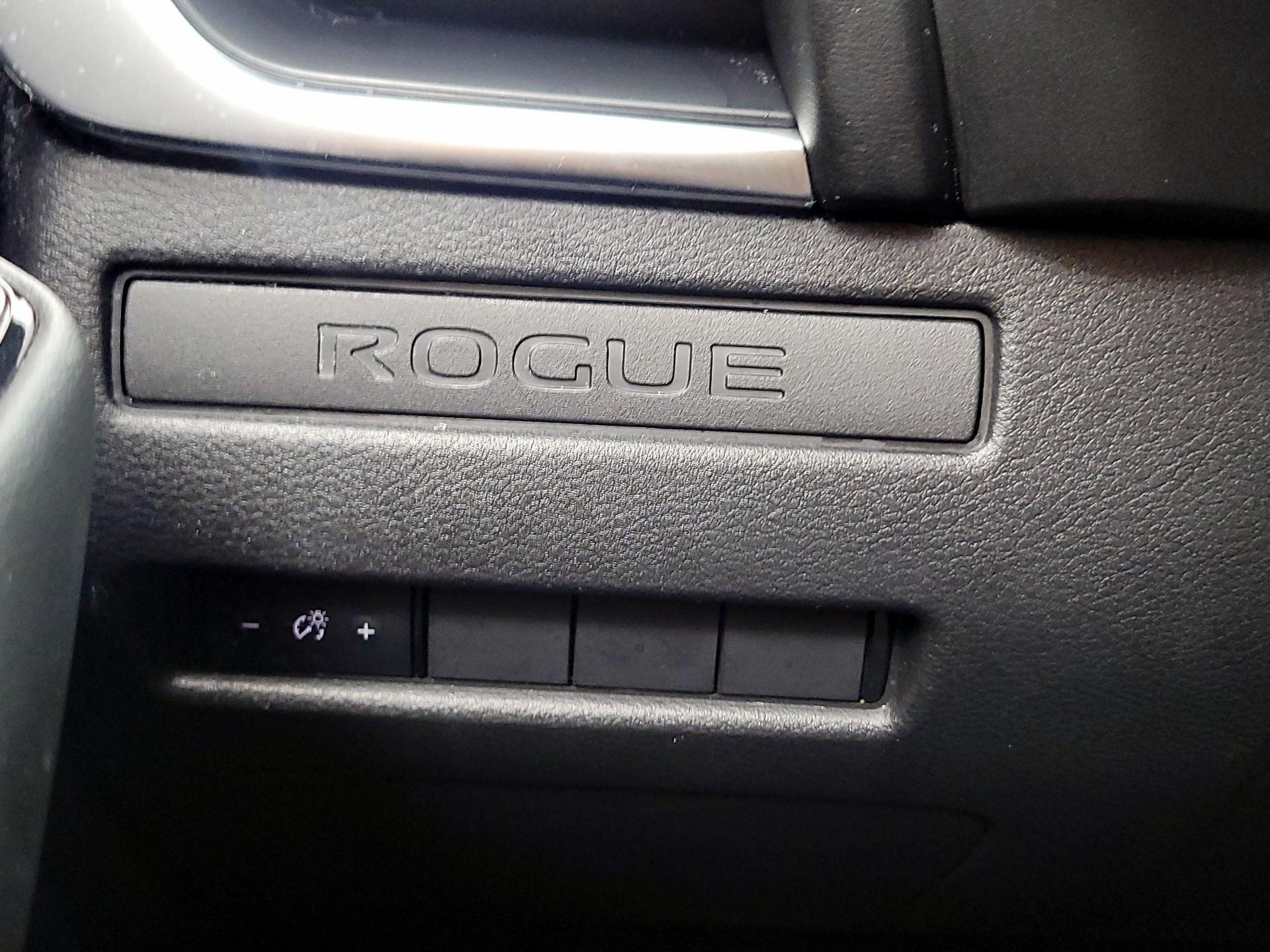 Thumbnail: 2023 Nissan Rogue - 13