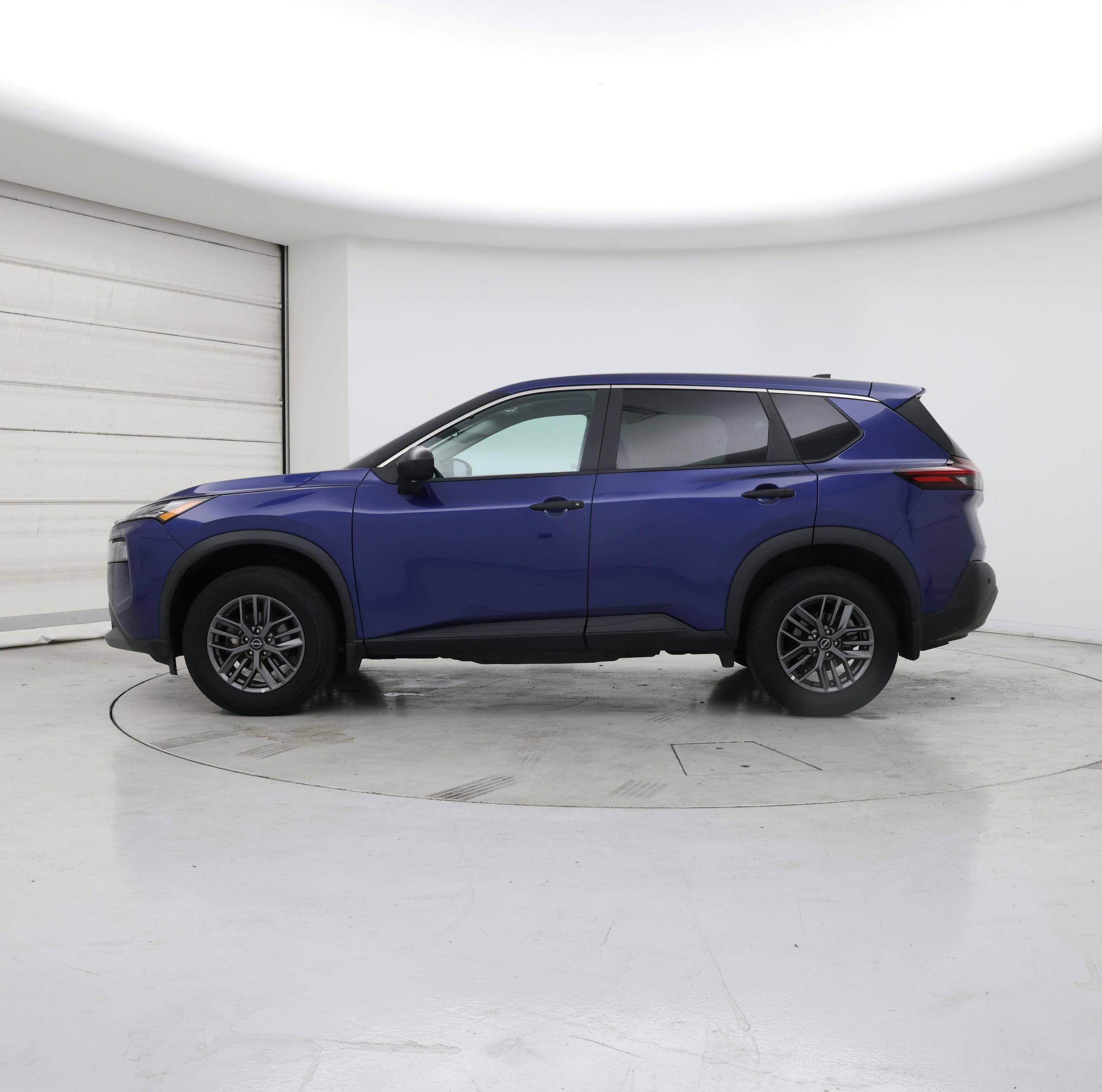 Thumbnail: 2023 Nissan Rogue - 3