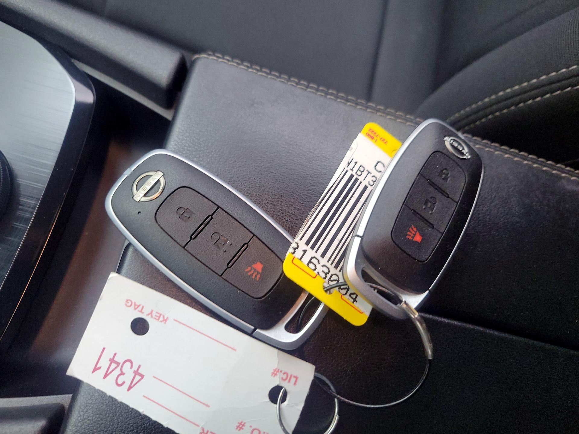 Thumbnail: 2023 Nissan Rogue - 20