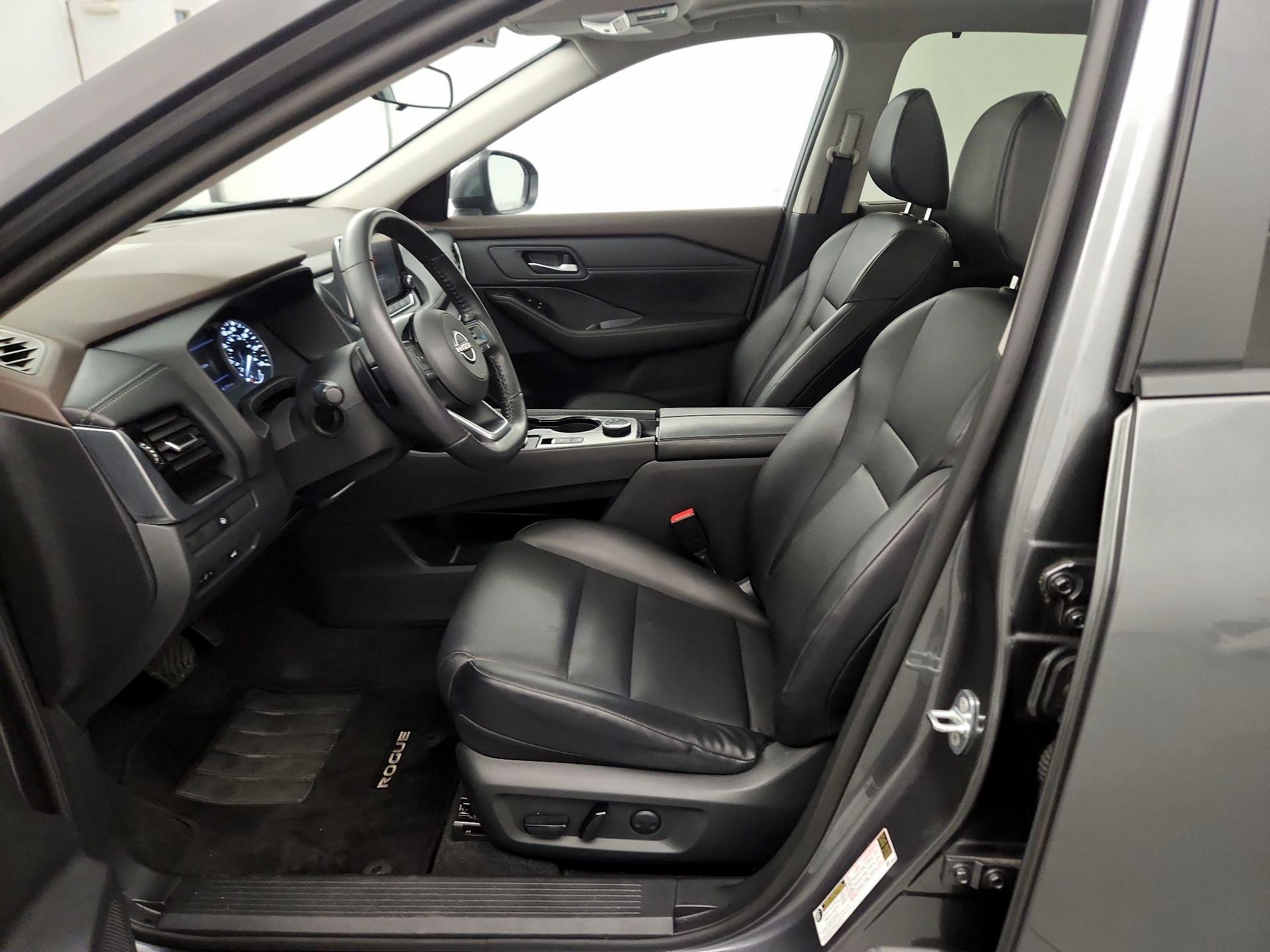 Thumbnail: 2023 Nissan Rogue - 9