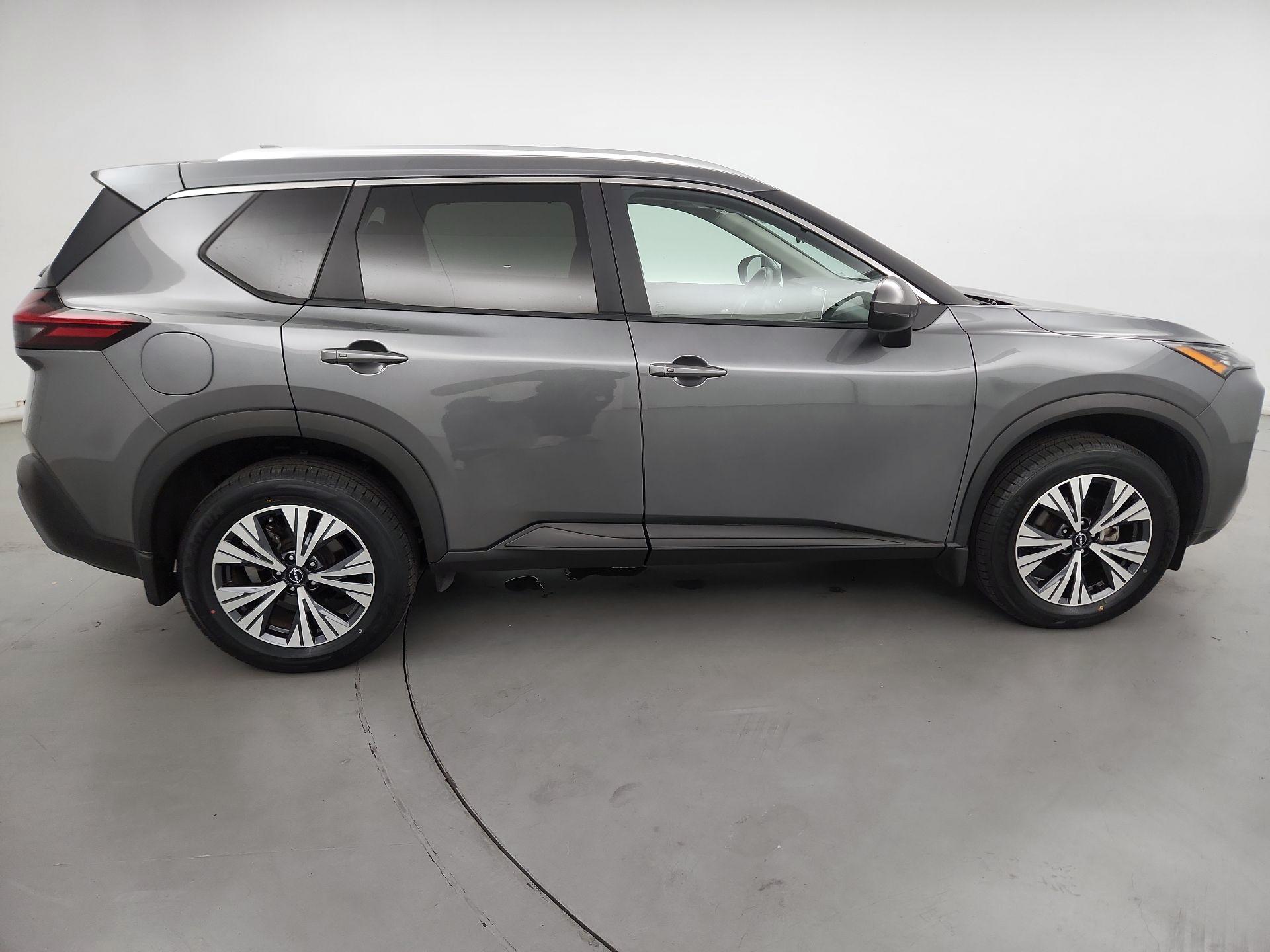 Thumbnail: 2023 Nissan Rogue - 4