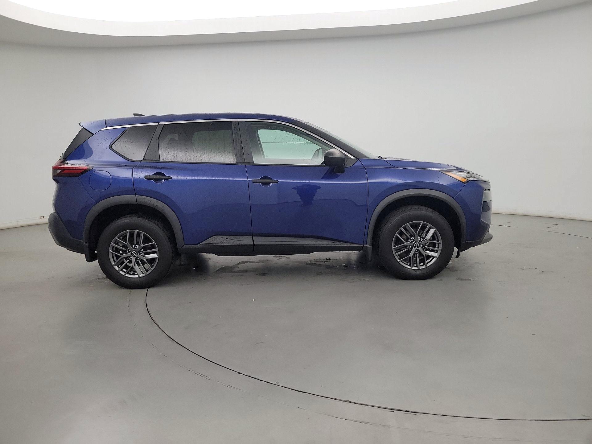 Thumbnail: 2023 Nissan Rogue - 4