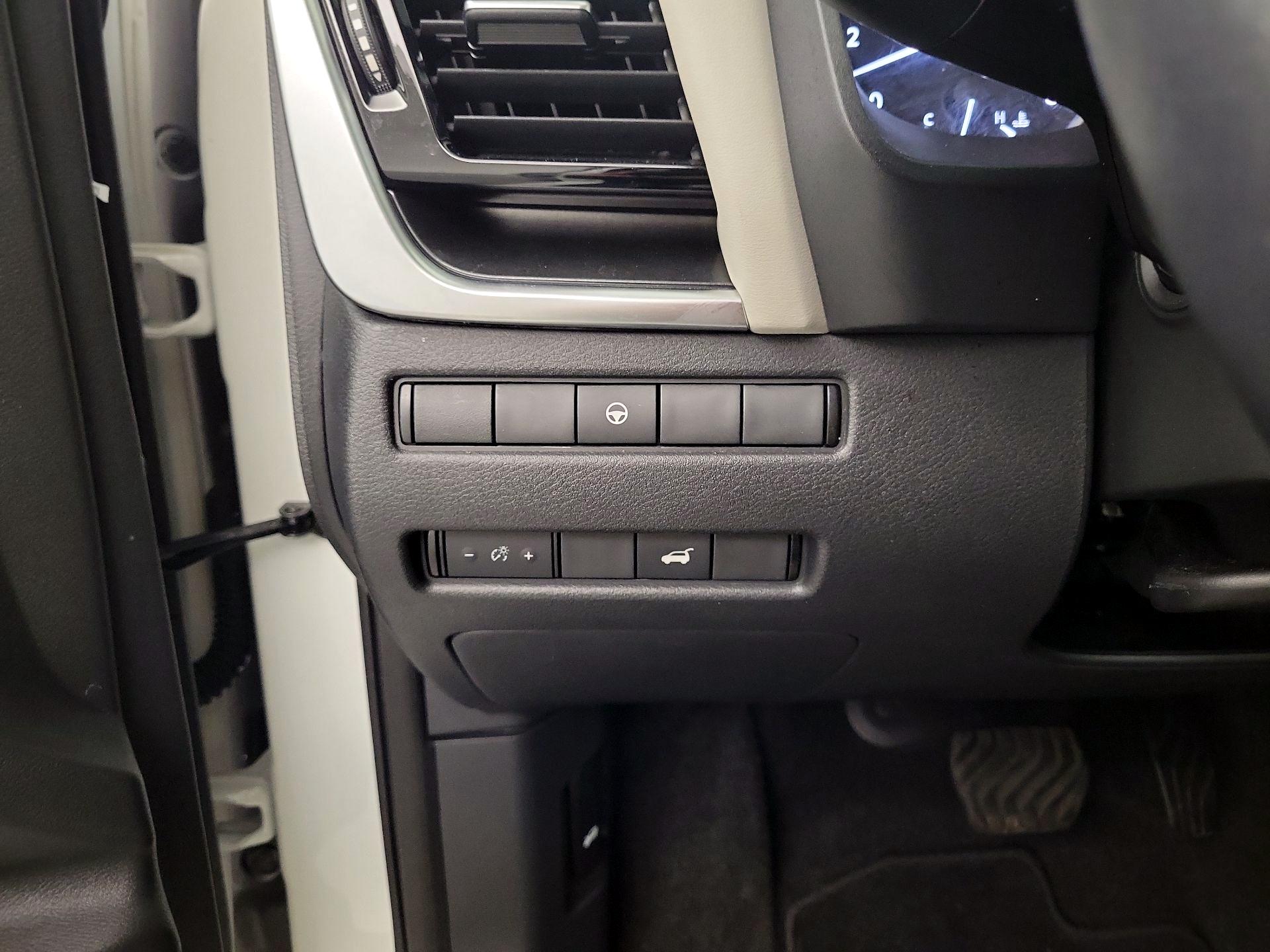 Thumbnail: 2023 Nissan Rogue - 11