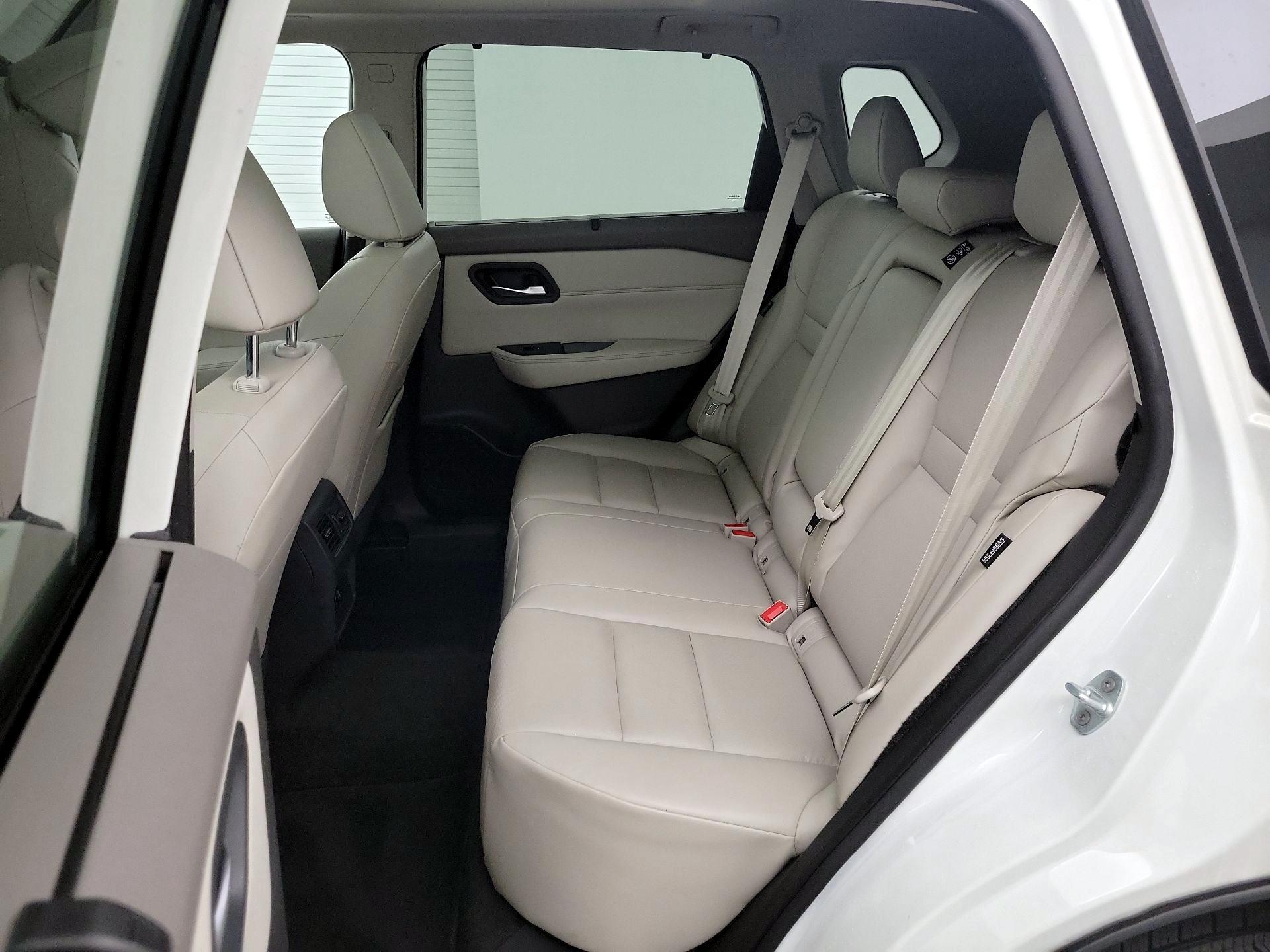 Thumbnail: 2023 Nissan Rogue - 18