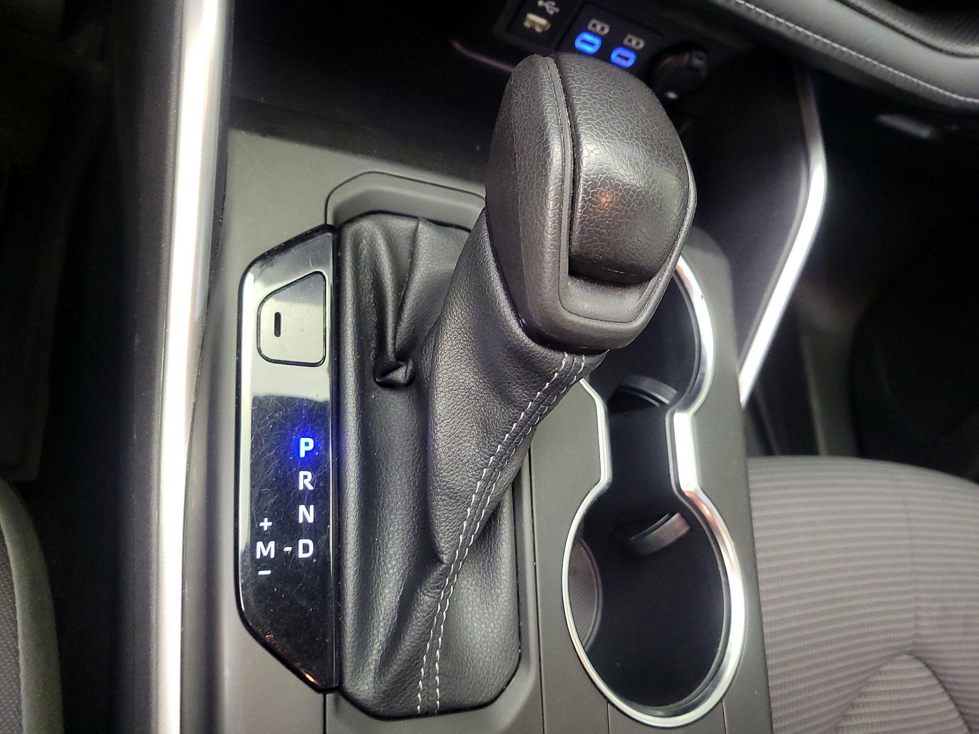 Thumbnail: 2022 Toyota Highlander - 17