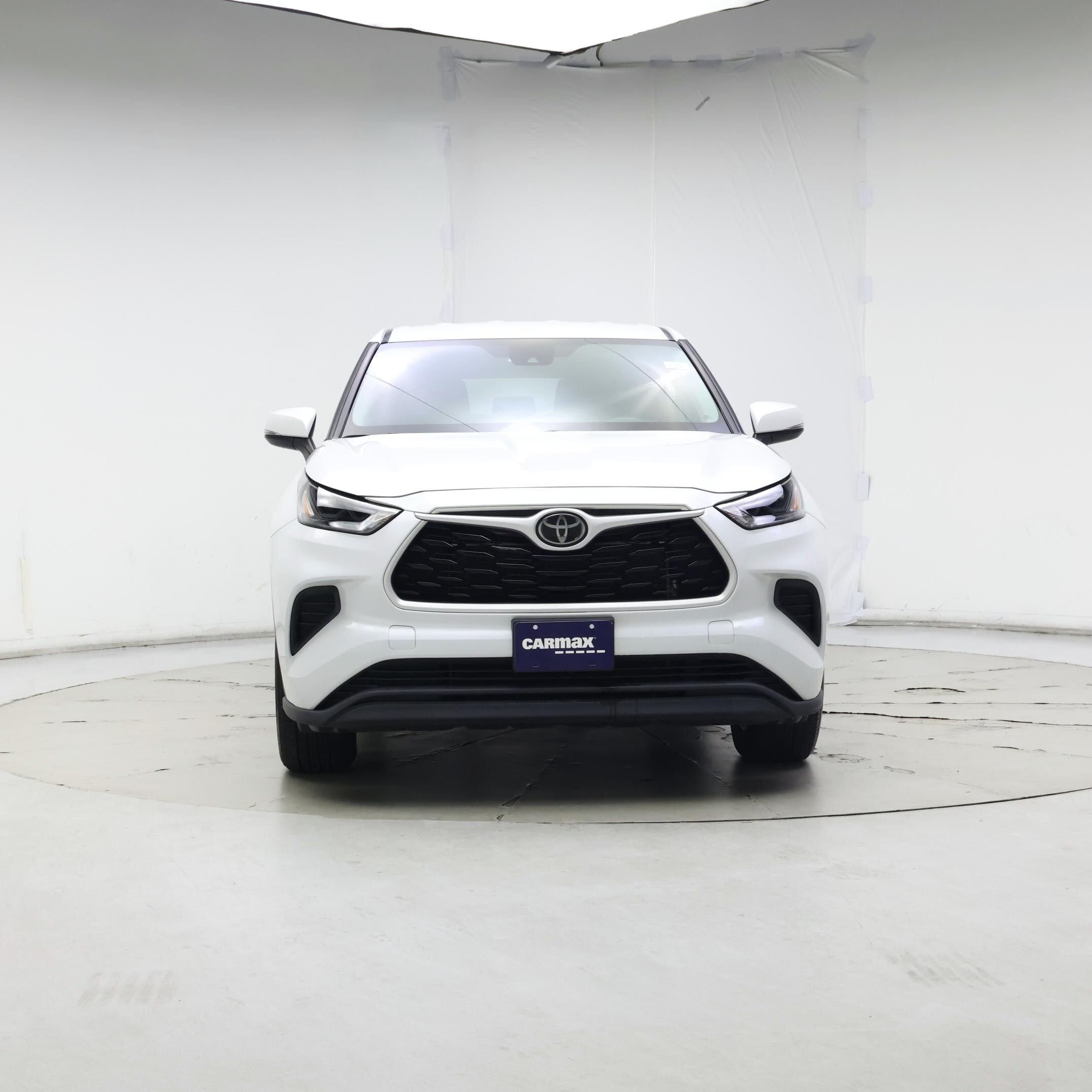 Thumbnail: 2022 Toyota Highlander - 5