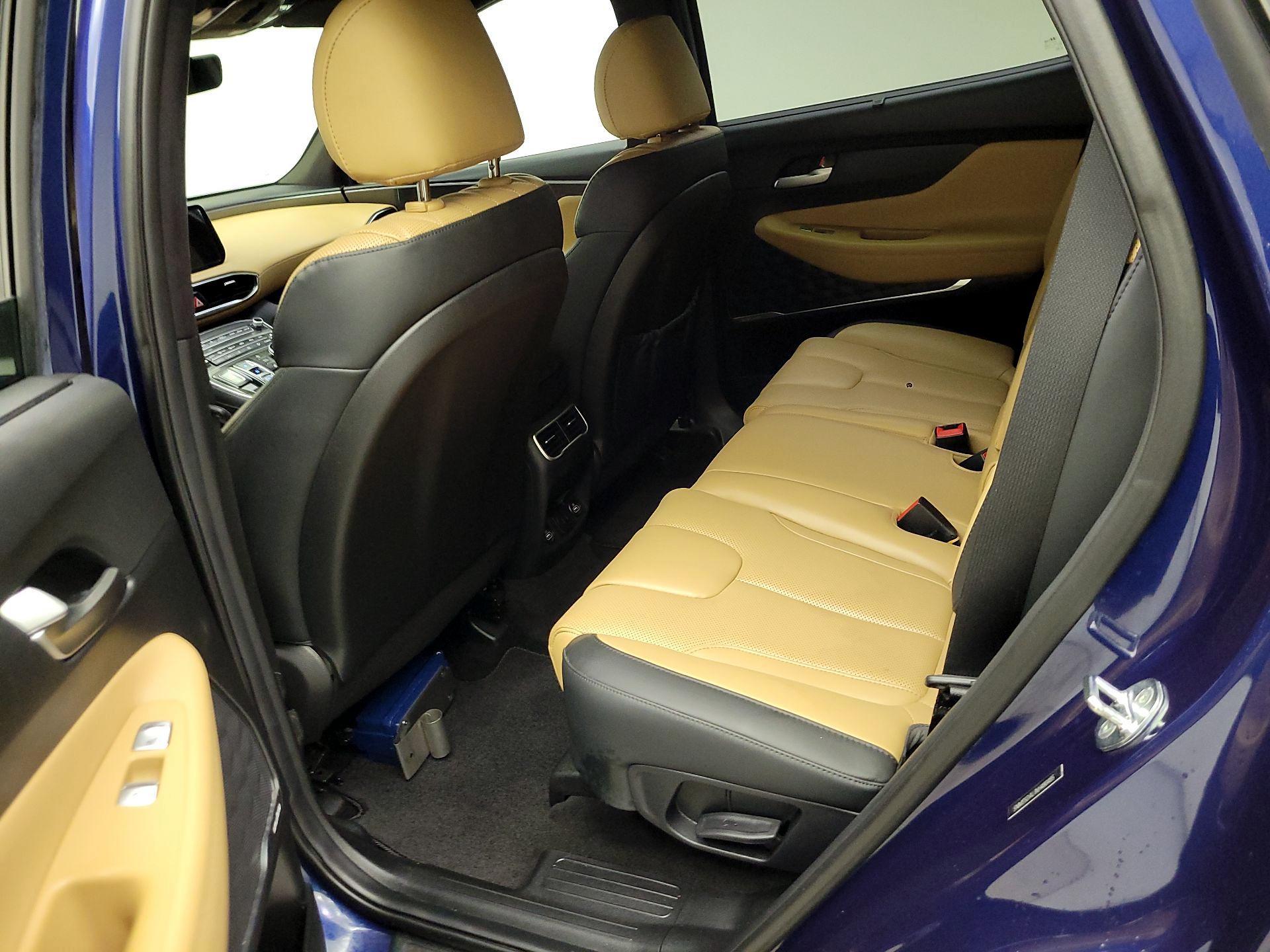 Thumbnail: 2022 Hyundai Santa Fe - 19