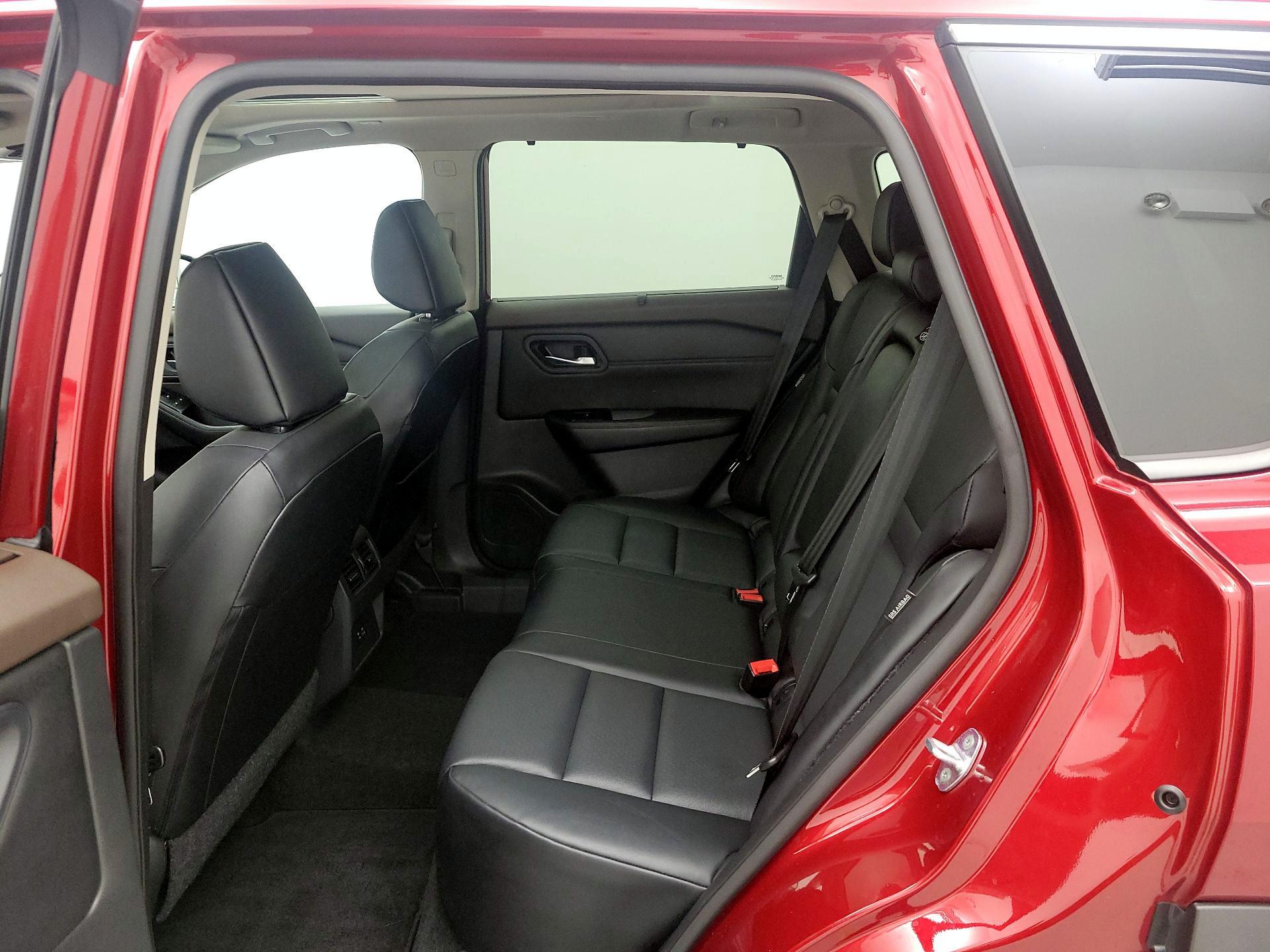 Thumbnail: 2023 Nissan Rogue - 20