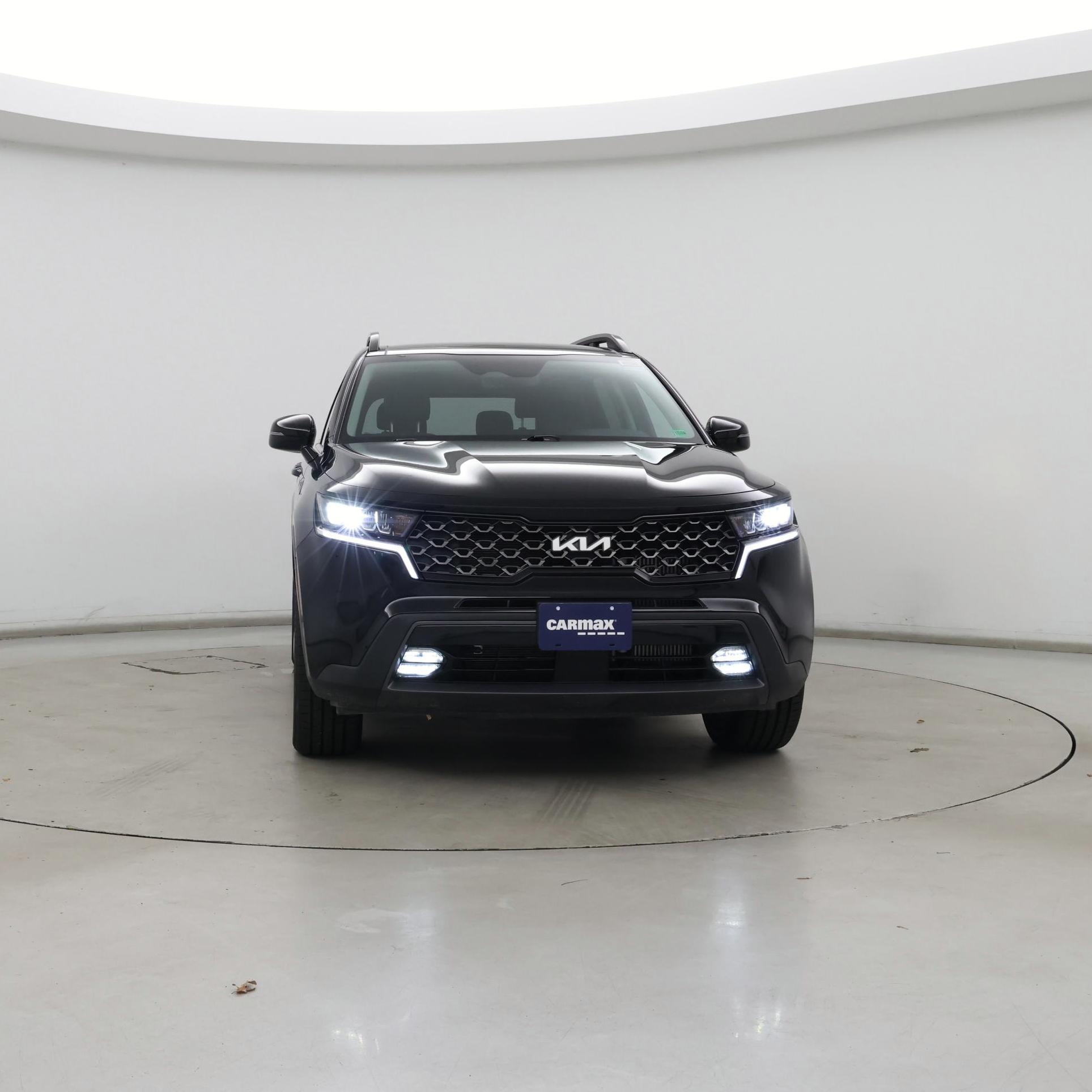 Thumbnail: 2023 Kia Sorento - 5