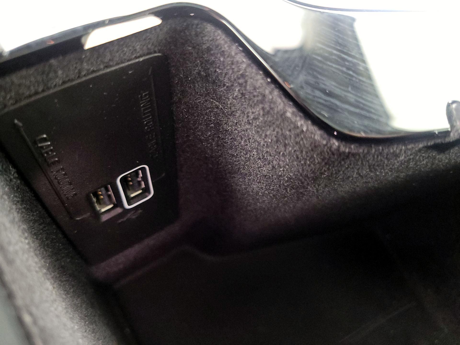 Thumbnail: 2022 Volvo S60 - 19