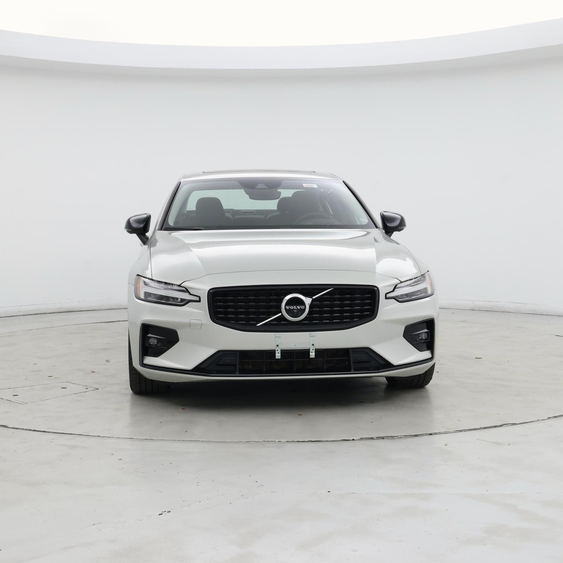 Thumbnail: 2022 Volvo S60 - 5