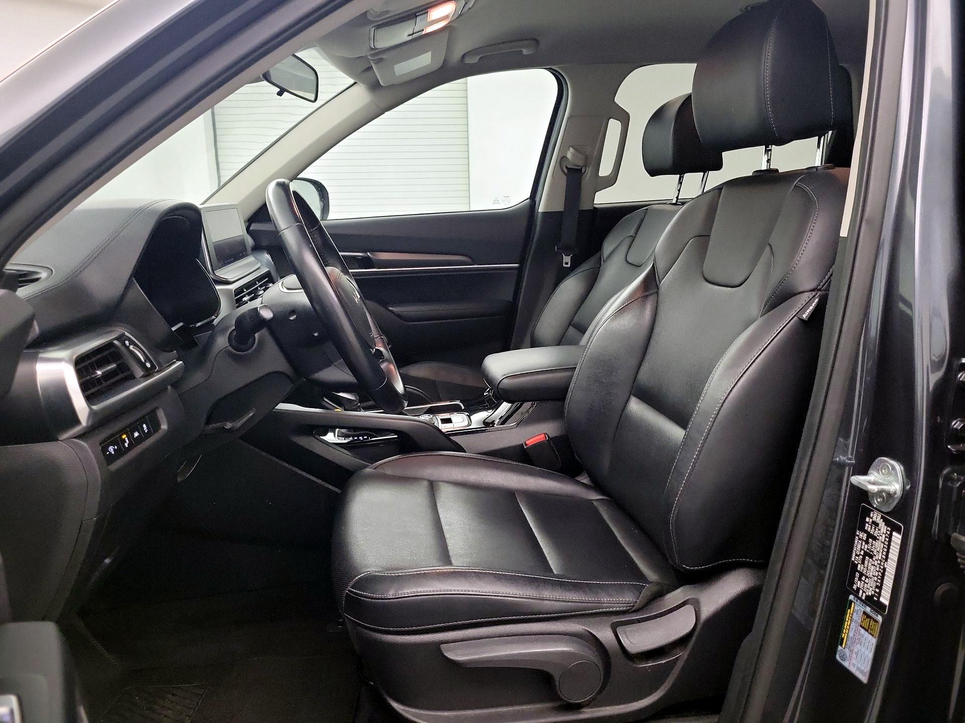 Thumbnail: 2022 Kia Telluride - 9