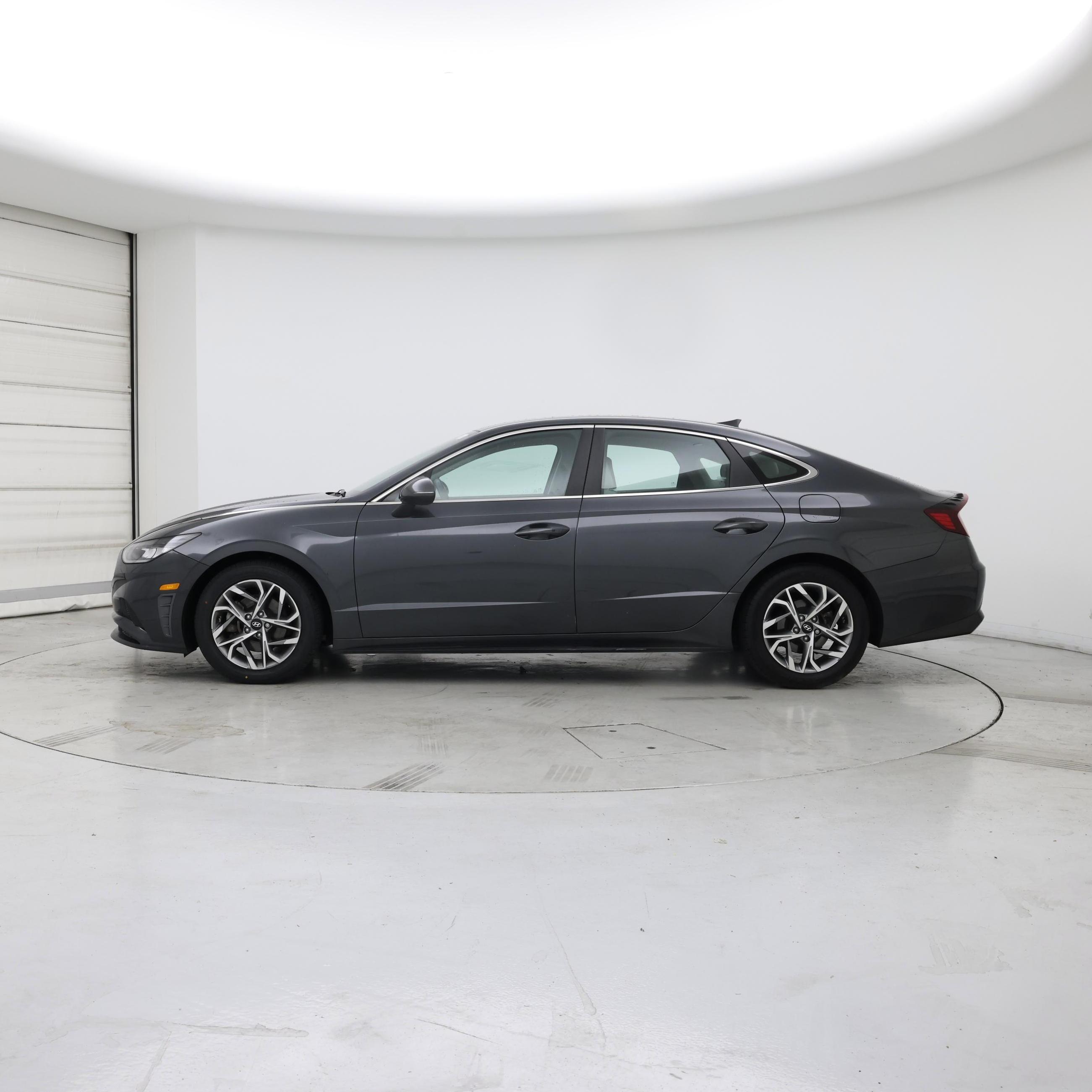 Thumbnail: 2022 Hyundai Sonata - 3