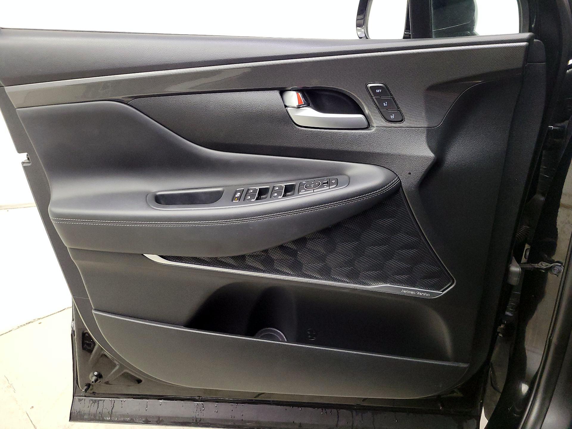 Thumbnail: 2022 Hyundai Santa Fe - 12