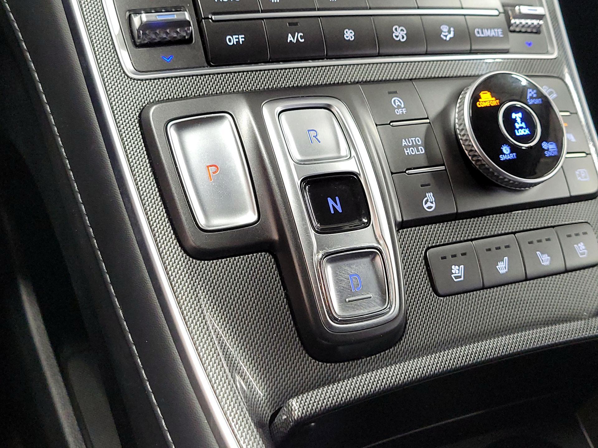 Thumbnail: 2022 Hyundai Santa Fe - 18