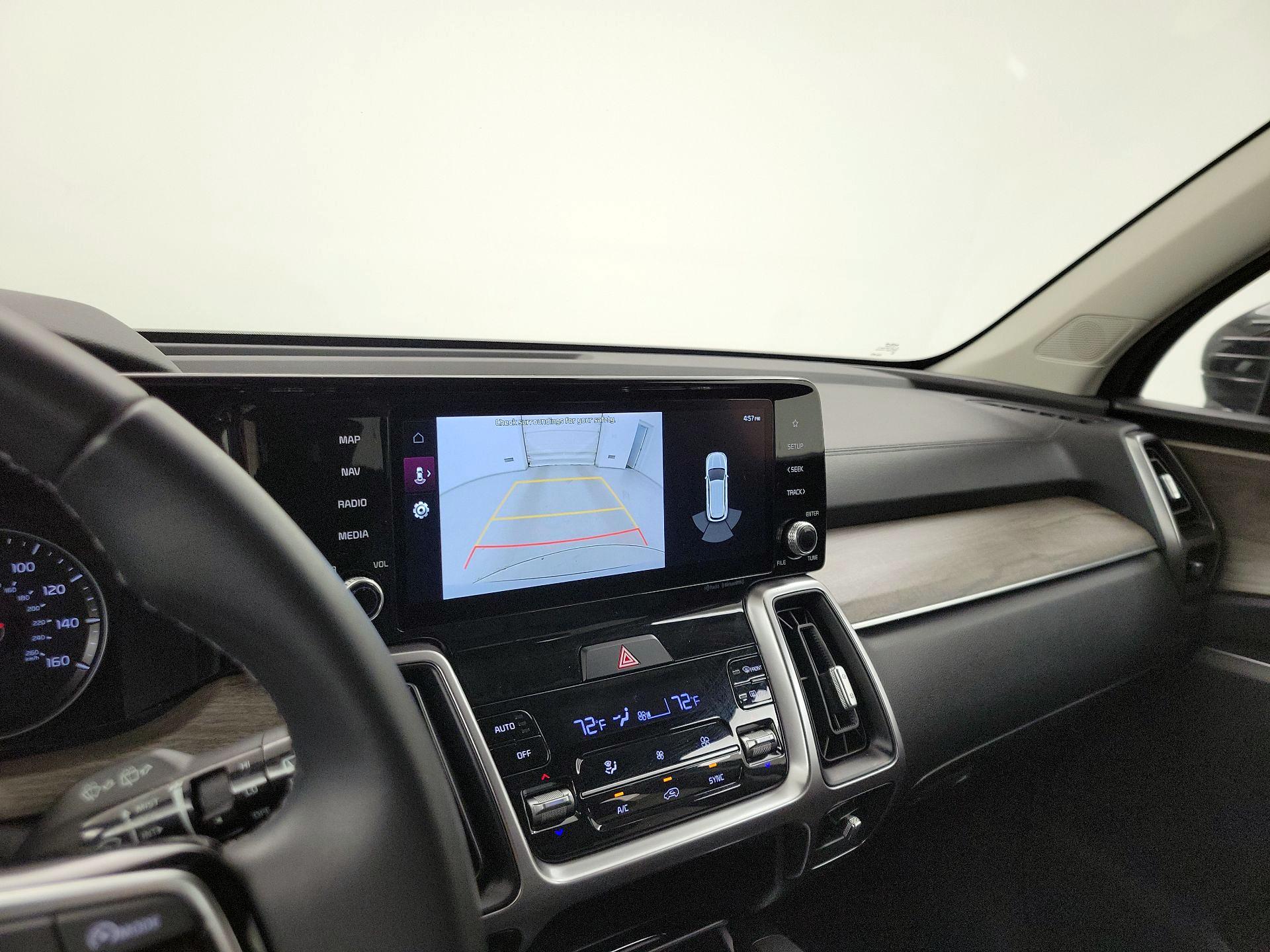 Thumbnail: 2023 Kia Sorento - 15