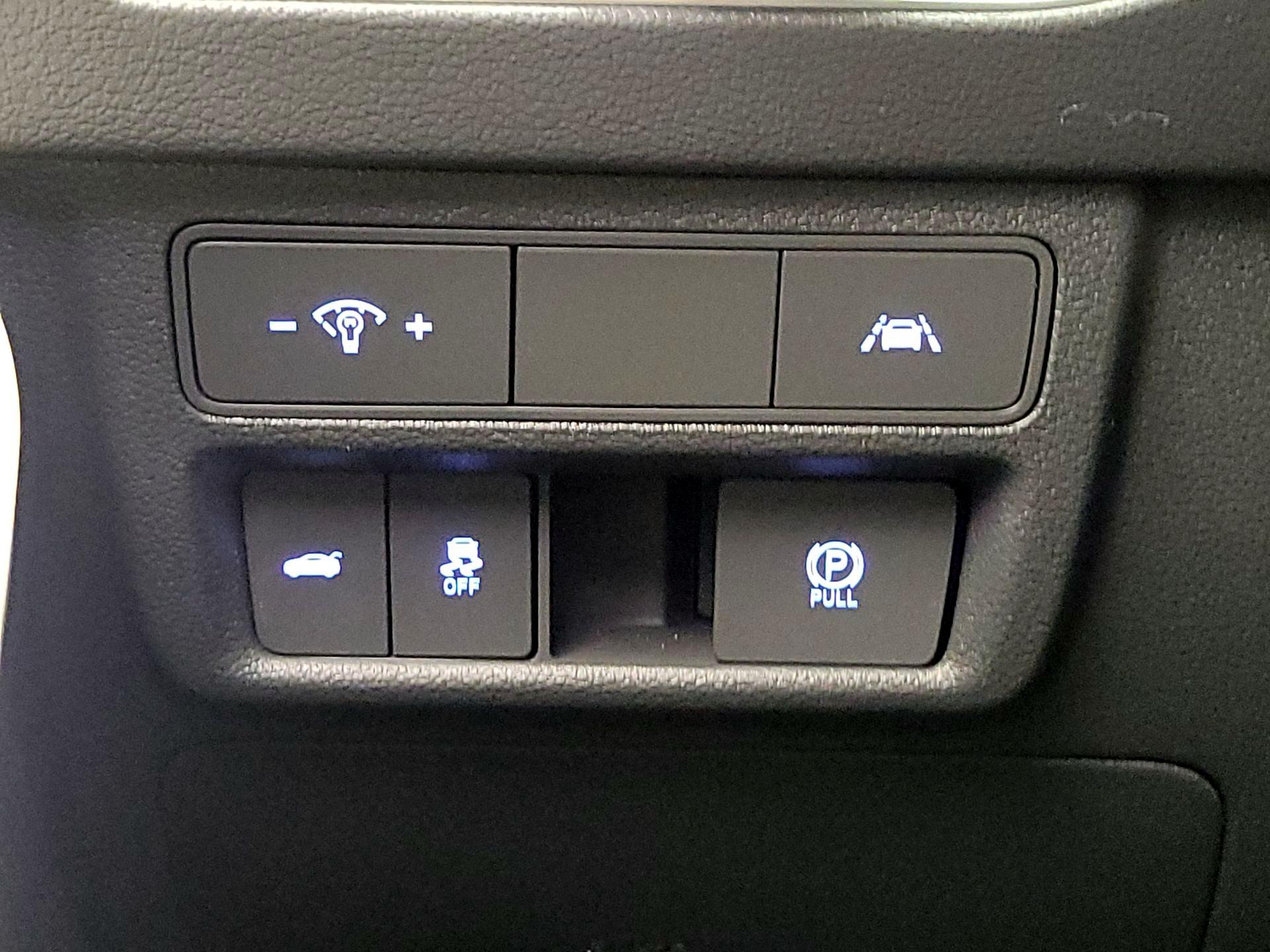 Thumbnail: 2023 Hyundai Sonata - 13