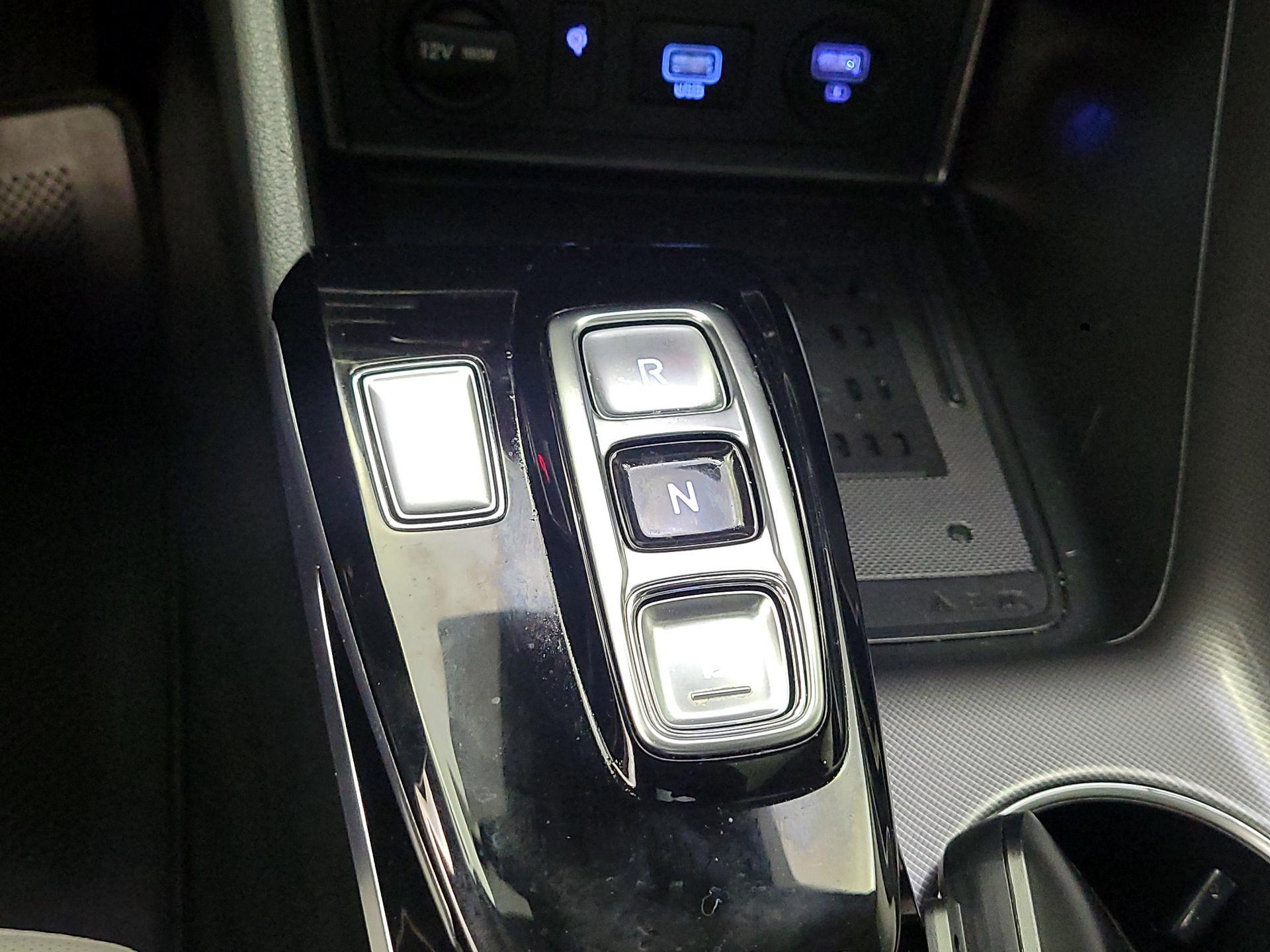 Thumbnail: 2023 Hyundai Sonata - 18