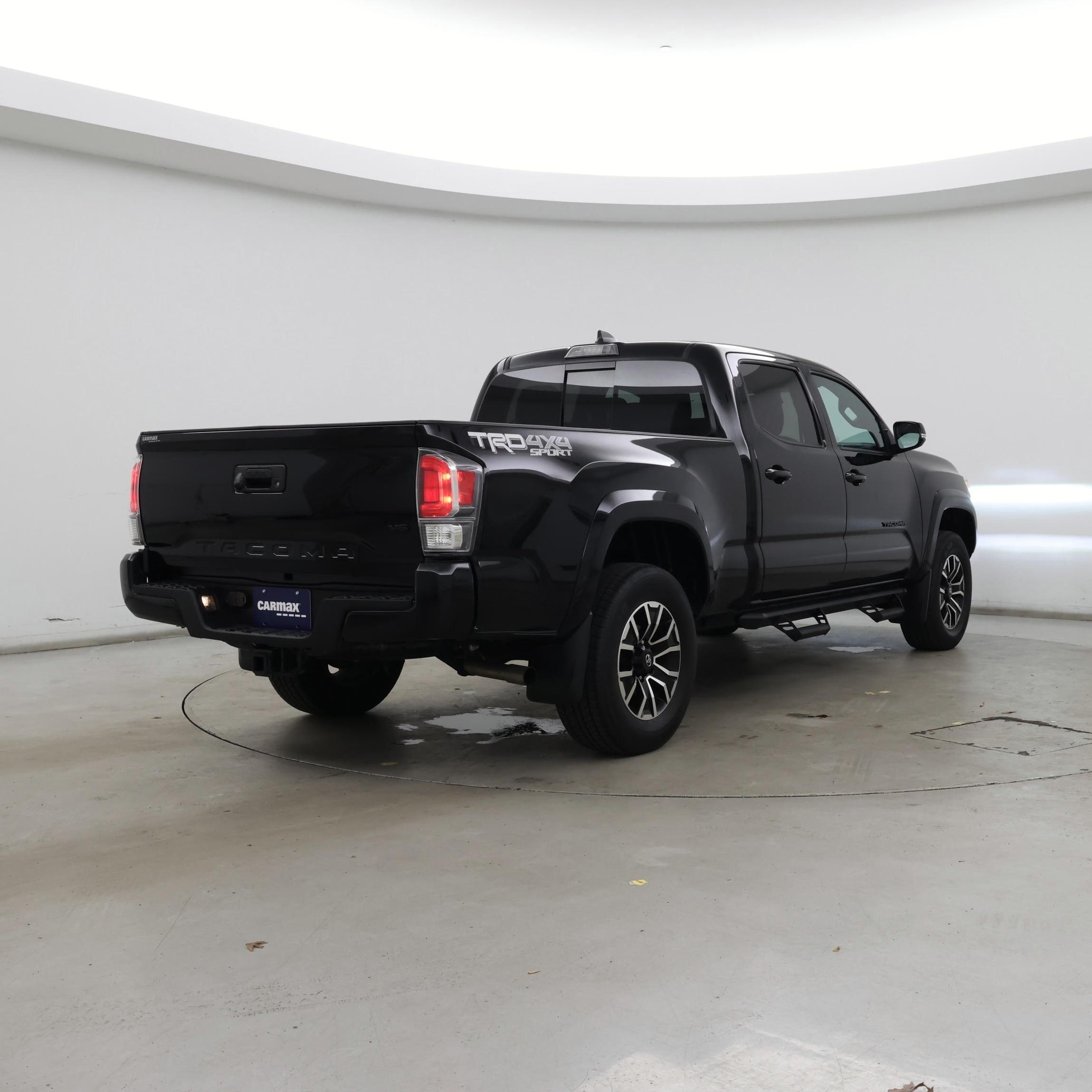 Thumbnail: 2022 Toyota Tacoma - 8