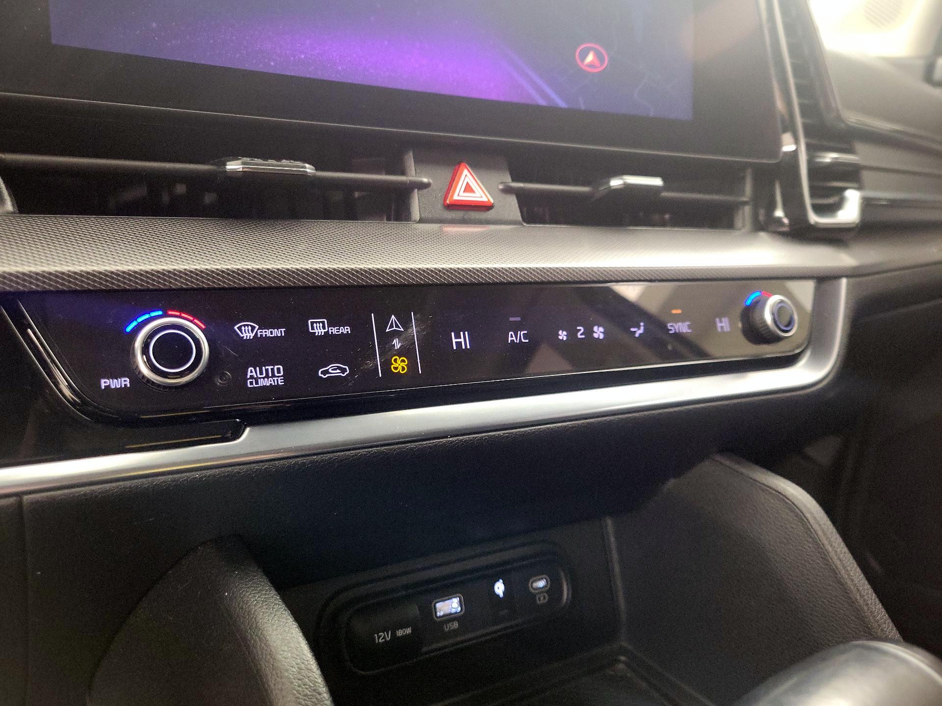 Thumbnail: 2023 Kia Sportage - 17