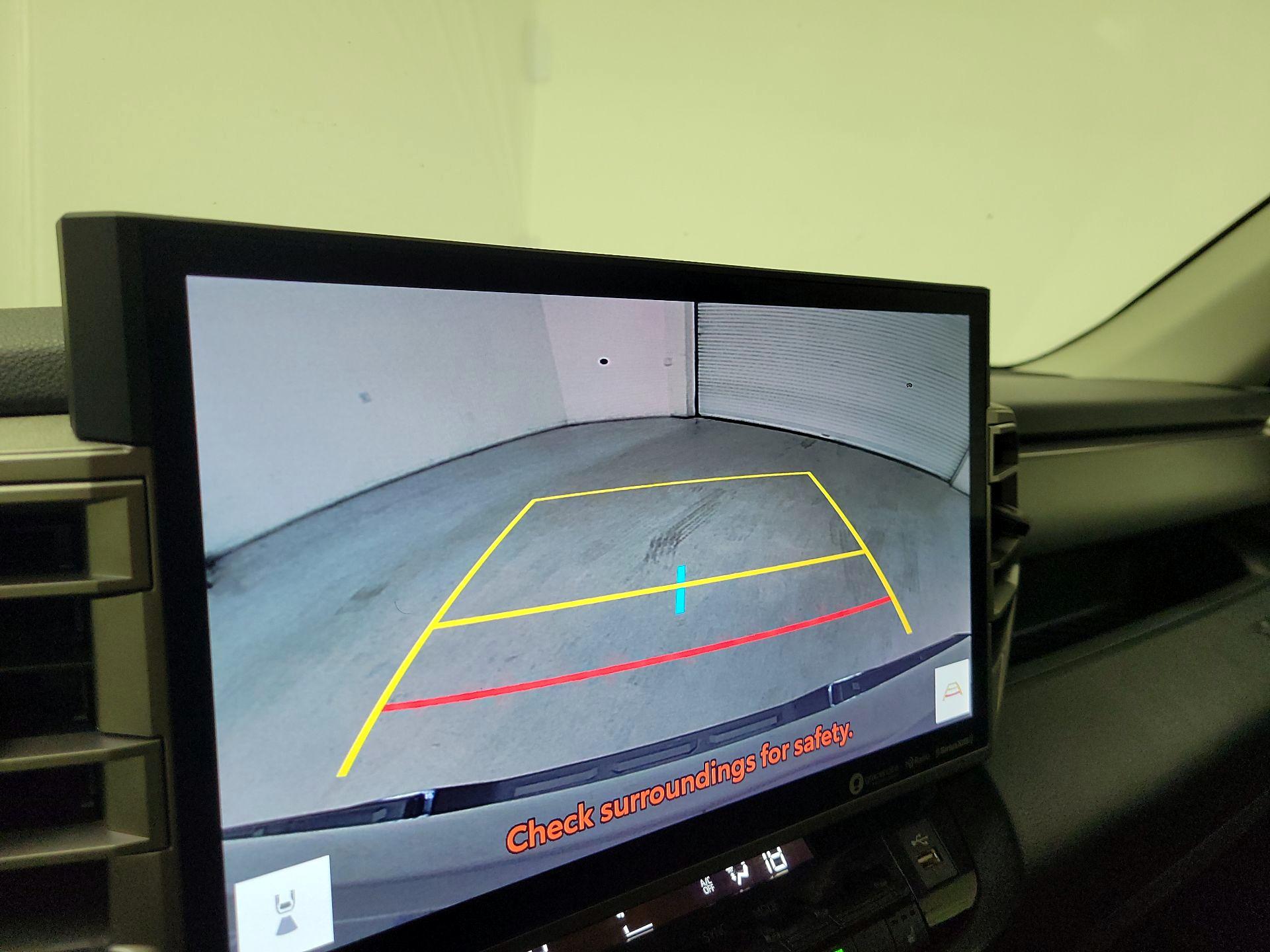 Thumbnail: 2023 Toyota Tundra - 15