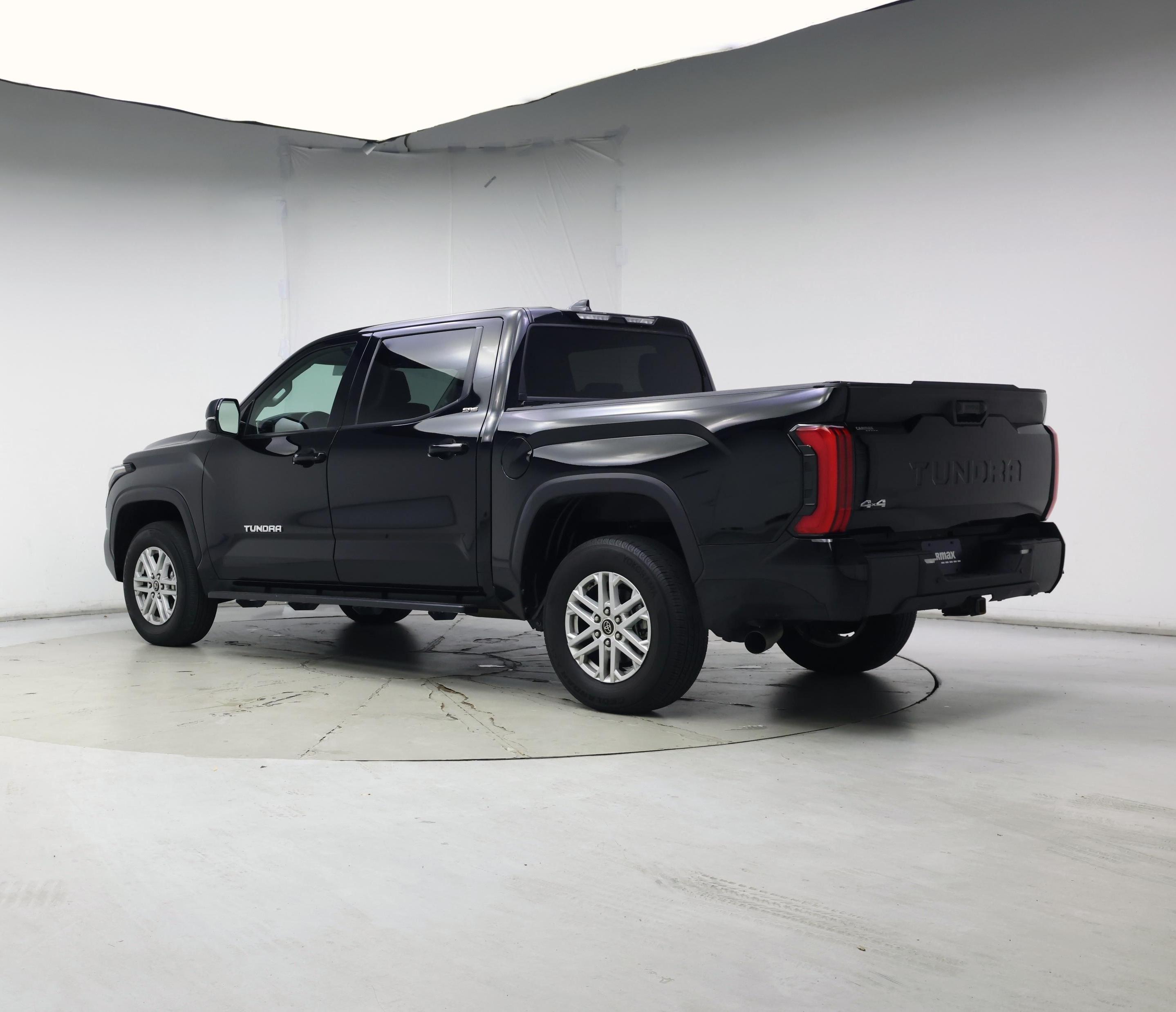 Thumbnail: 2023 Toyota Tundra - 2