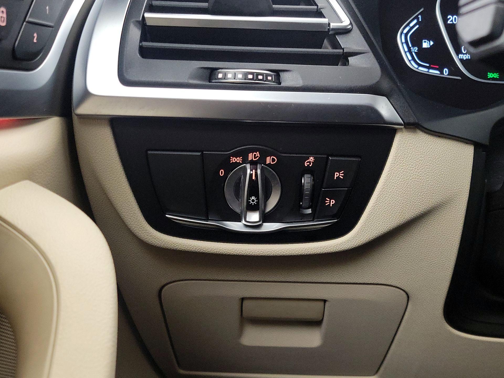 Thumbnail: 2022 BMW X3 - 13