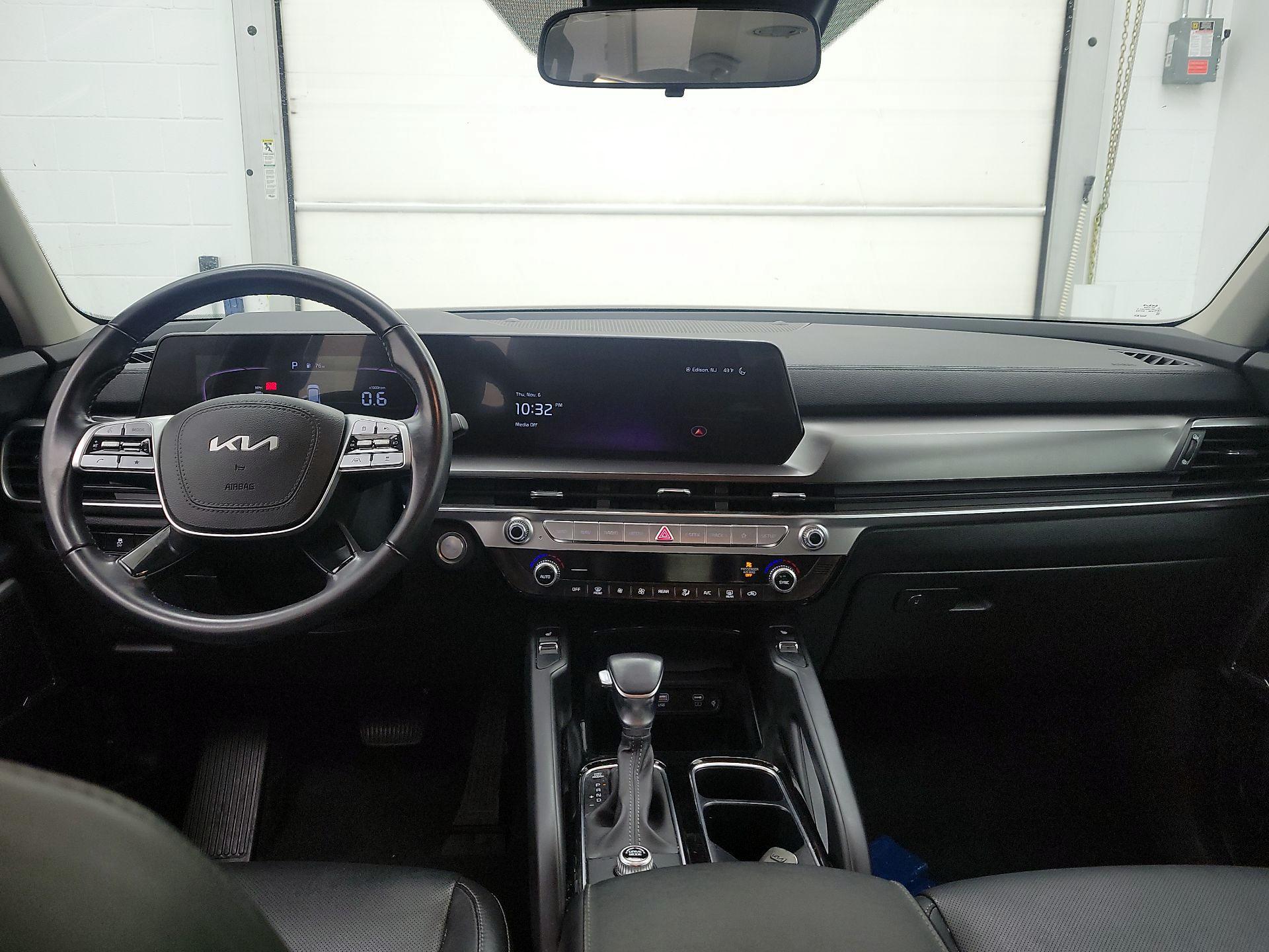 Thumbnail: 2023 Kia Telluride - 9