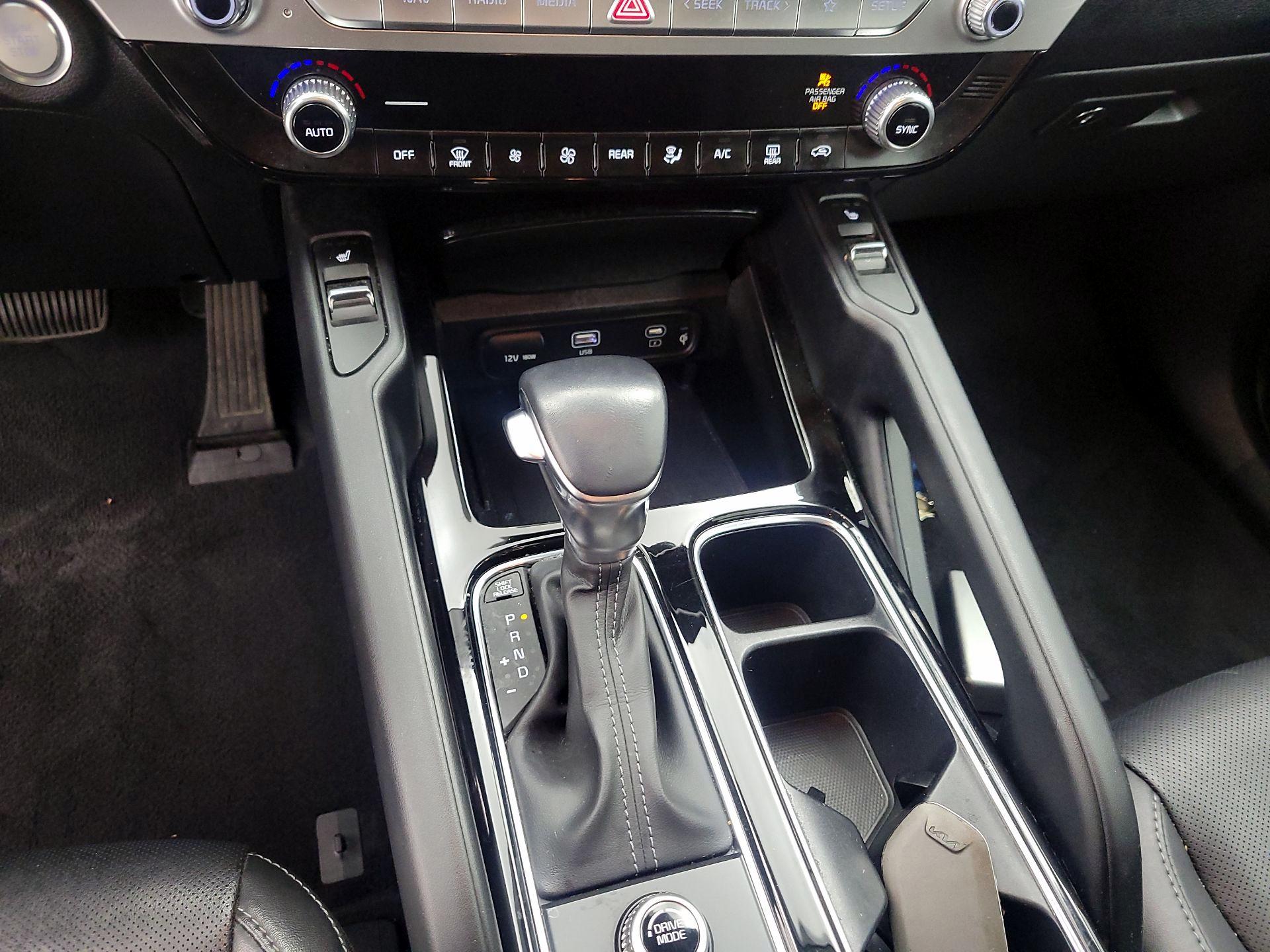 Thumbnail: 2023 Kia Telluride - 18