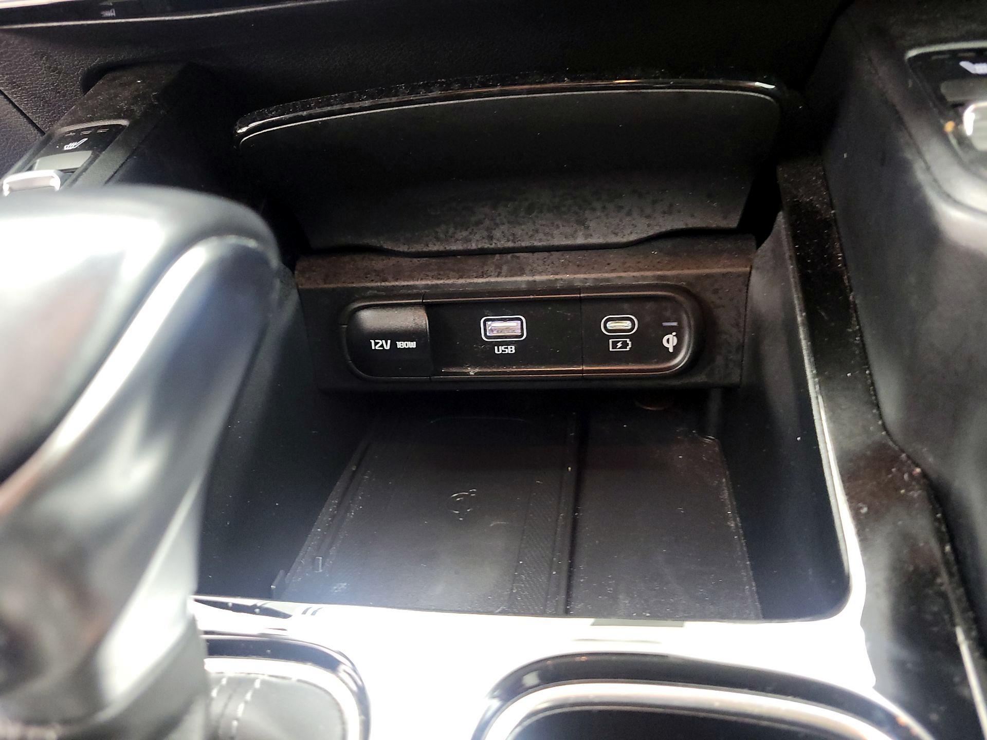 Thumbnail: 2023 Kia Telluride - 19