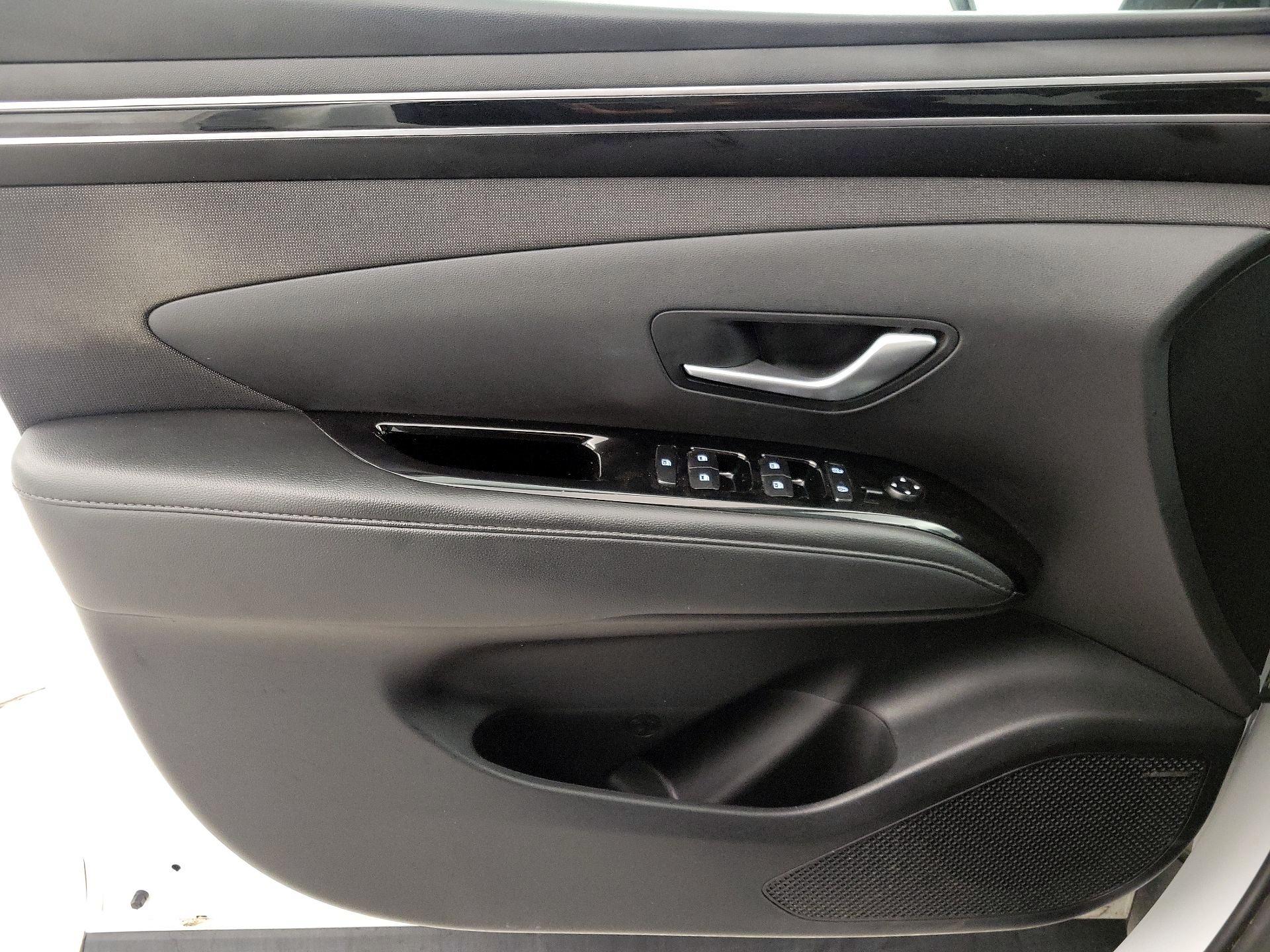 Thumbnail: 2022 Hyundai Tucson - 12