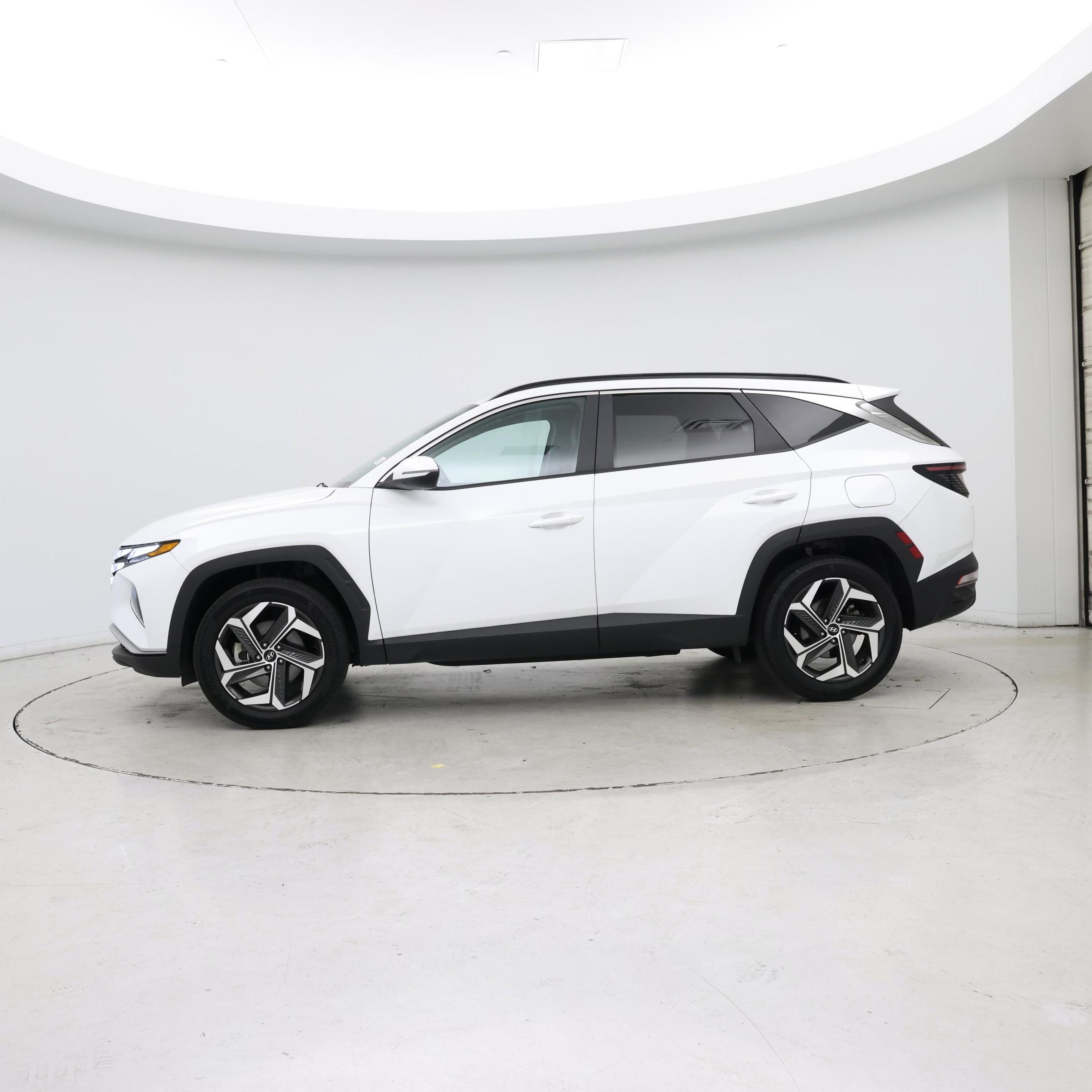 Thumbnail: 2022 Hyundai Tucson - 3