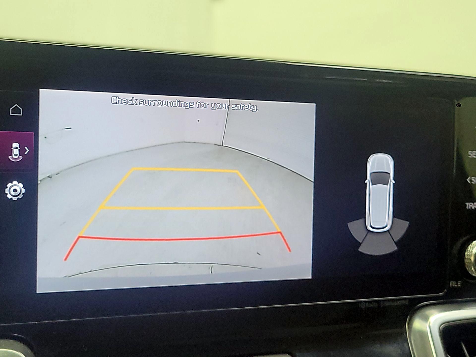 Thumbnail: 2022 Kia Sorento - 15