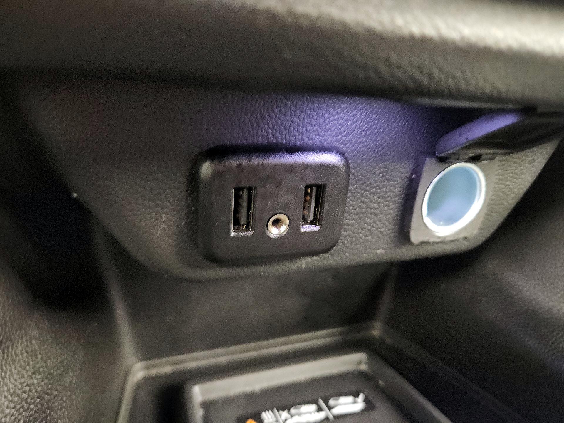 Thumbnail: 2023 Chevrolet Traverse - 16