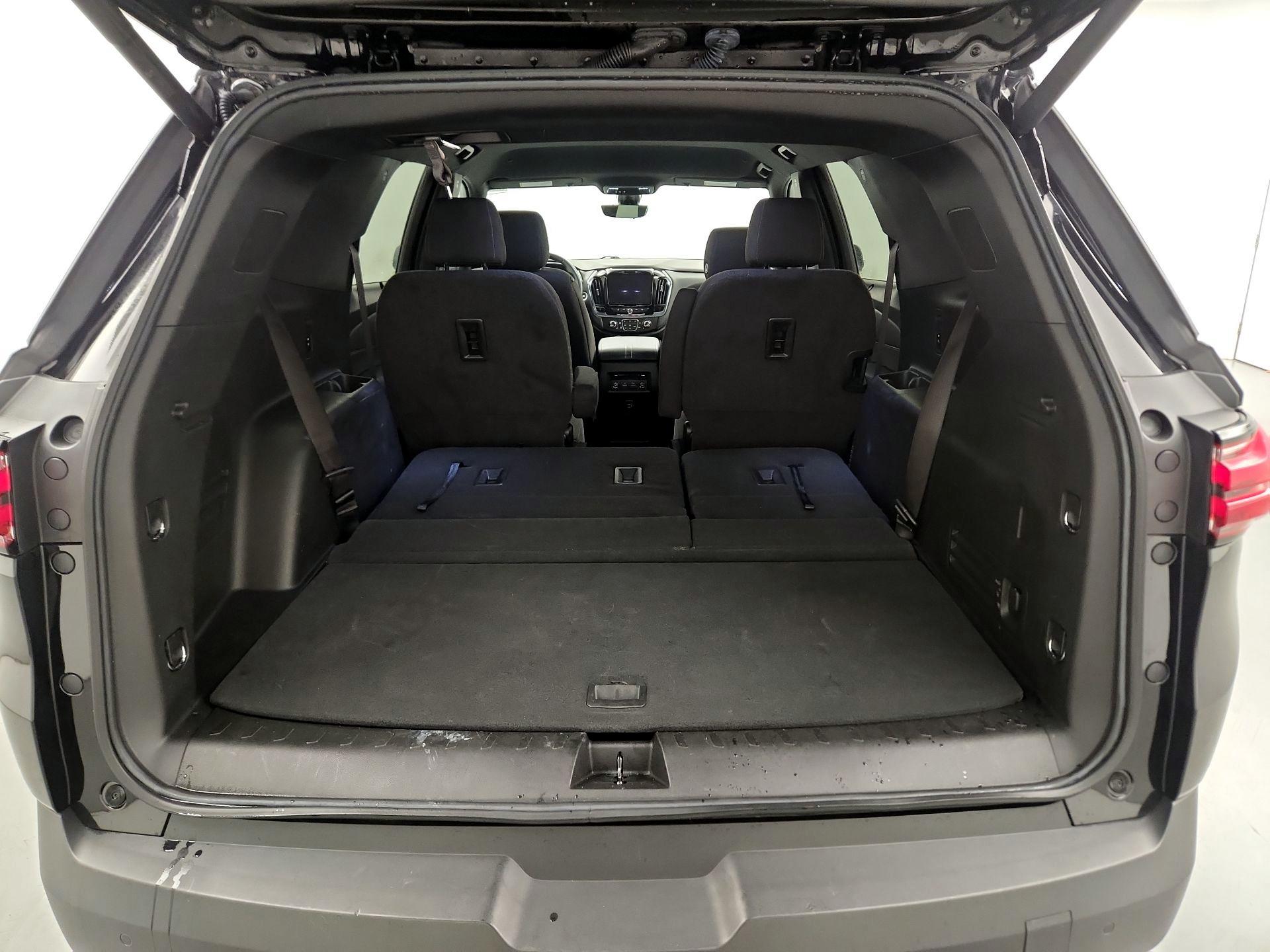 Thumbnail: 2023 Chevrolet Traverse - 20