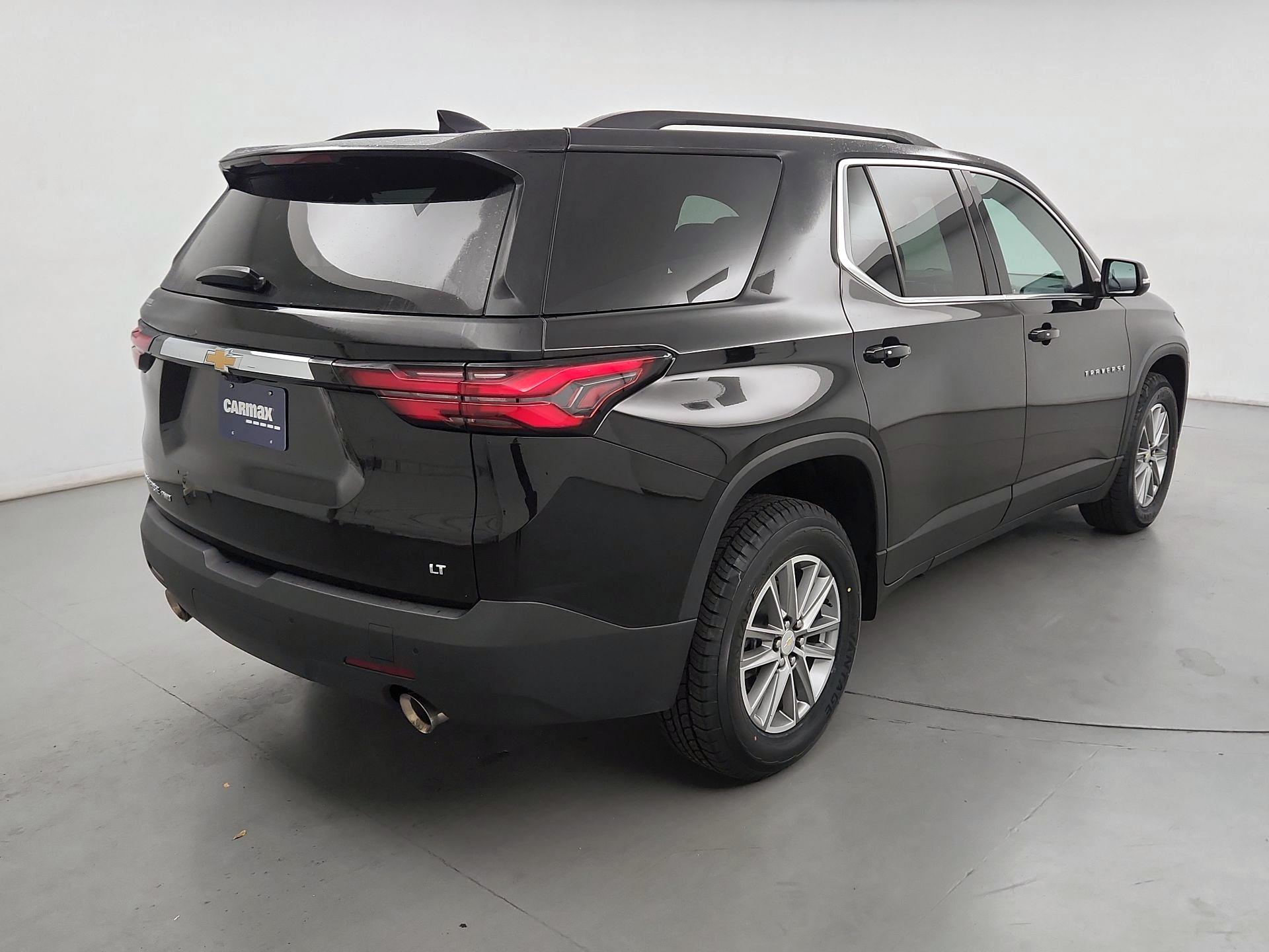 Thumbnail: 2023 Chevrolet Traverse - 5