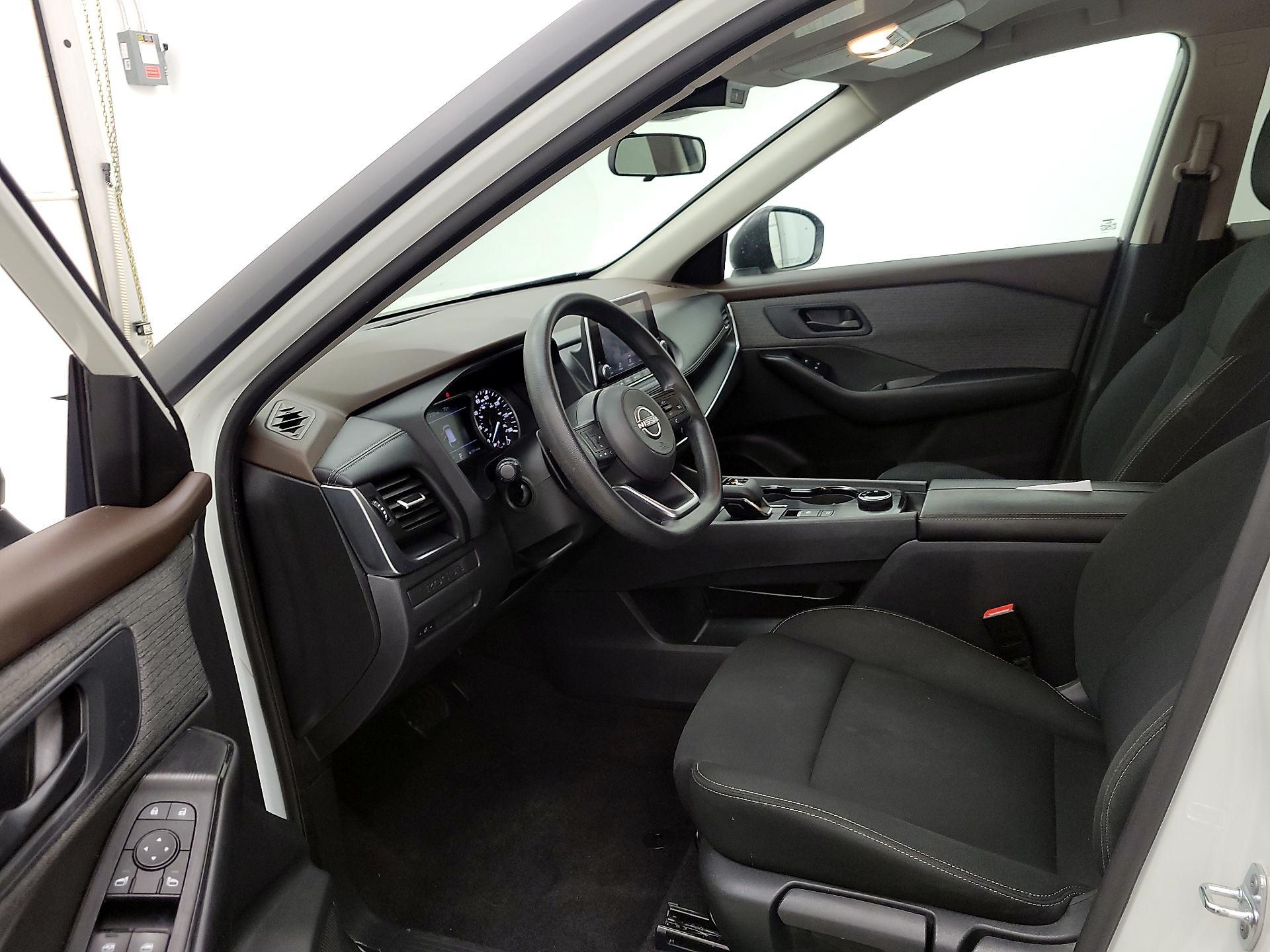 Thumbnail: 2023 Nissan Rogue - 11