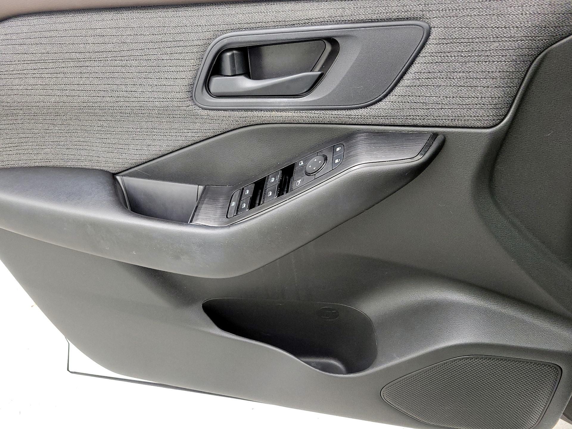 Thumbnail: 2023 Nissan Rogue - 12