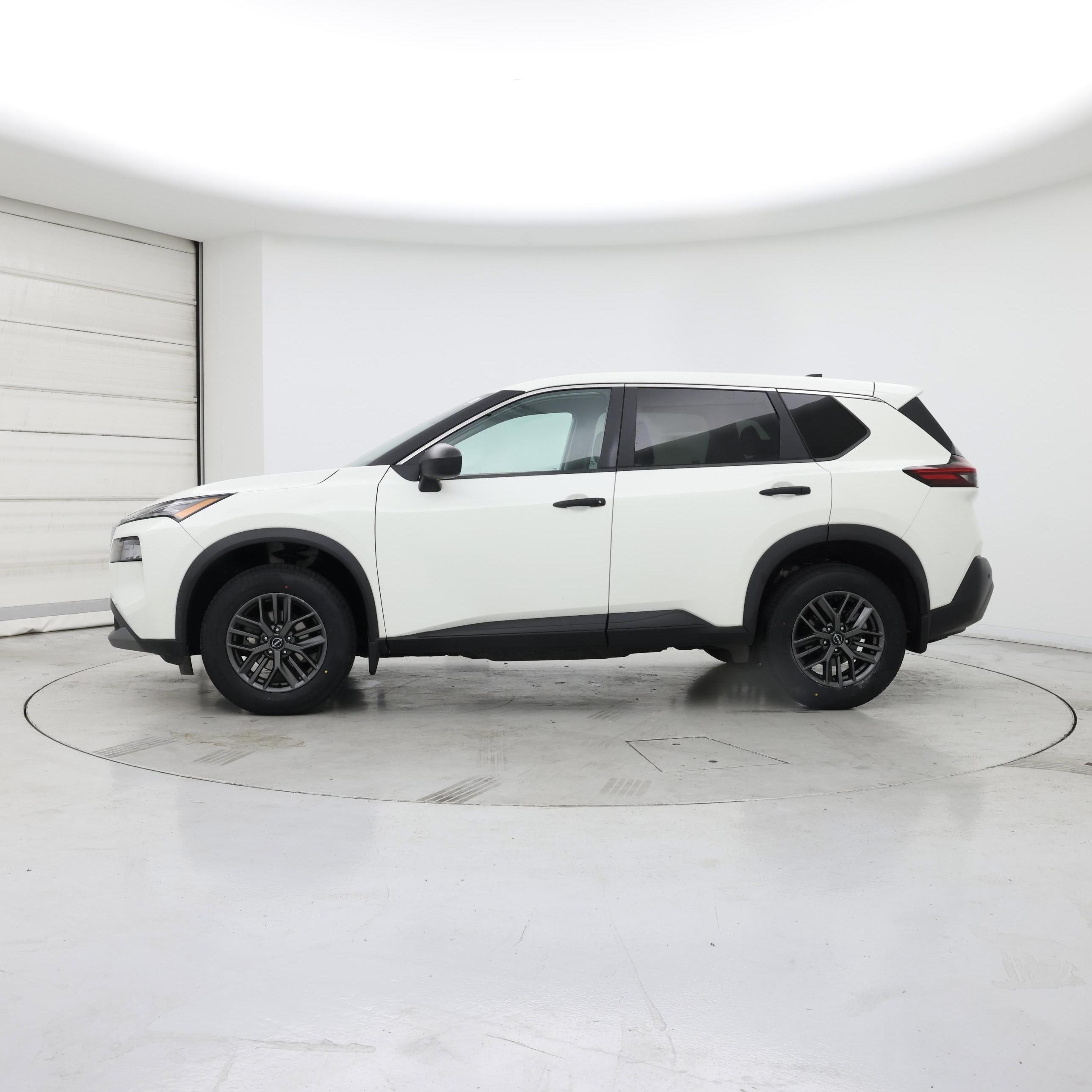 Thumbnail: 2023 Nissan Rogue - 3