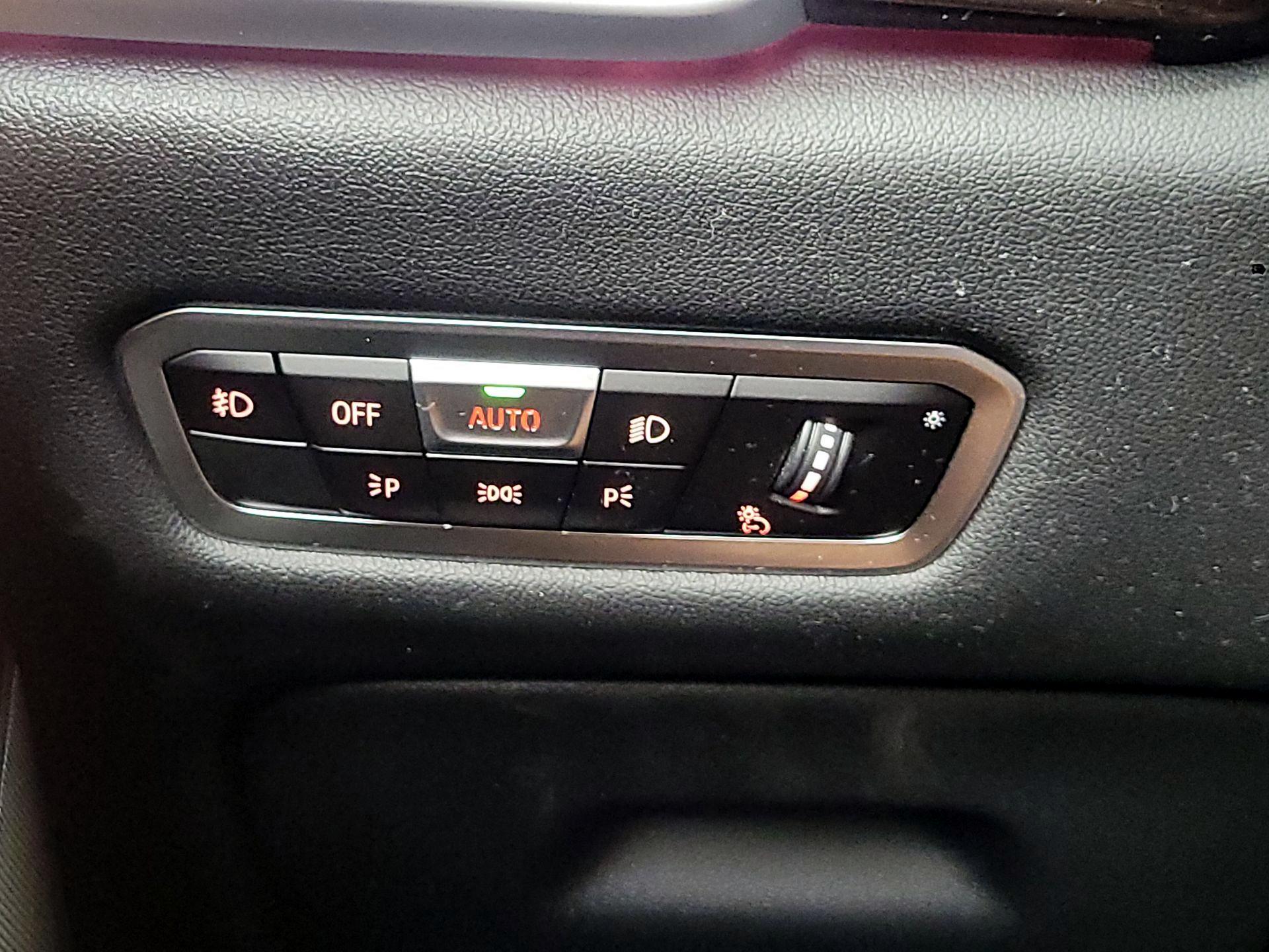 Thumbnail: 2021 BMW X5 - 13