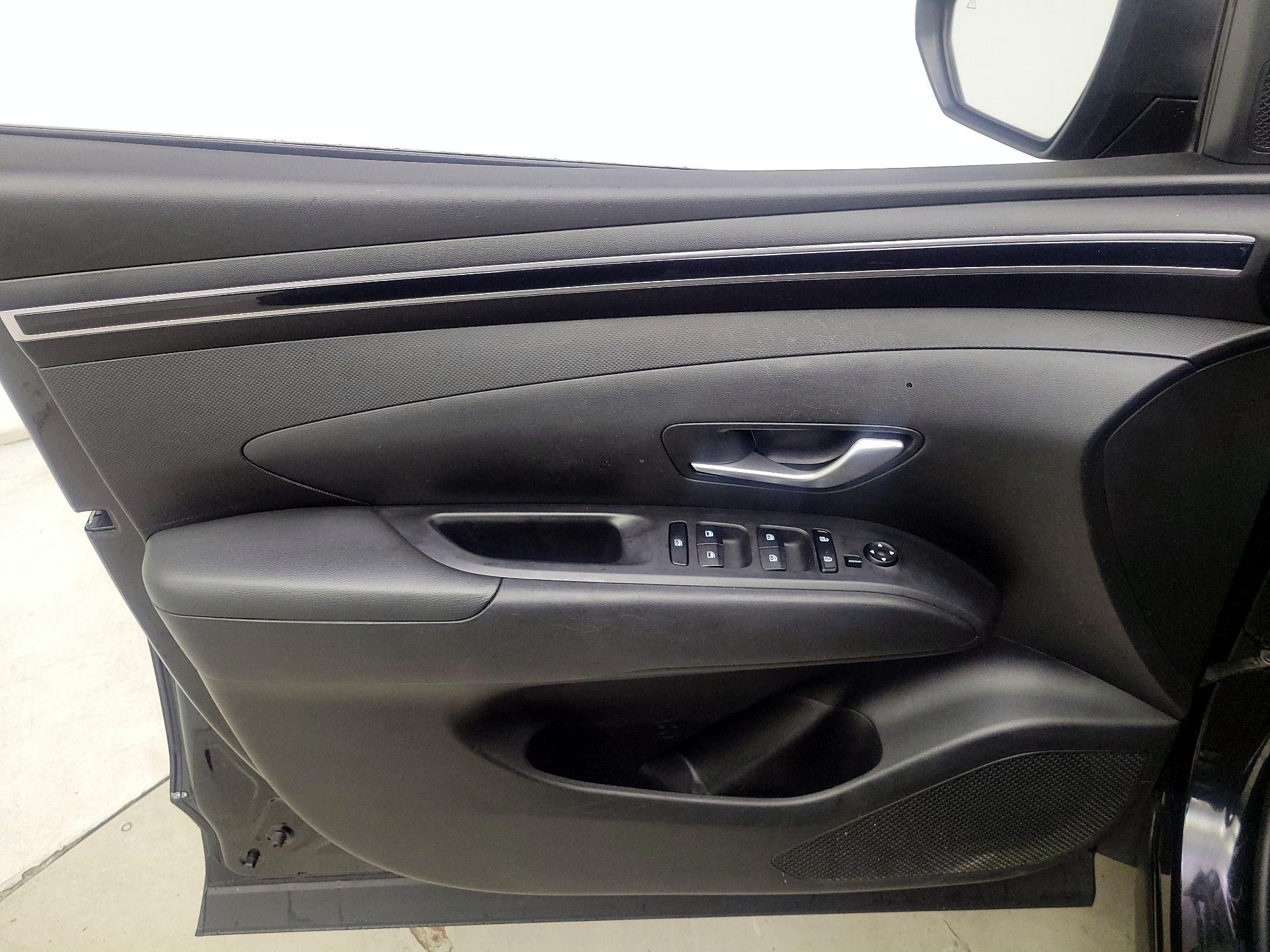 Thumbnail: 2023 Hyundai Tucson - 12