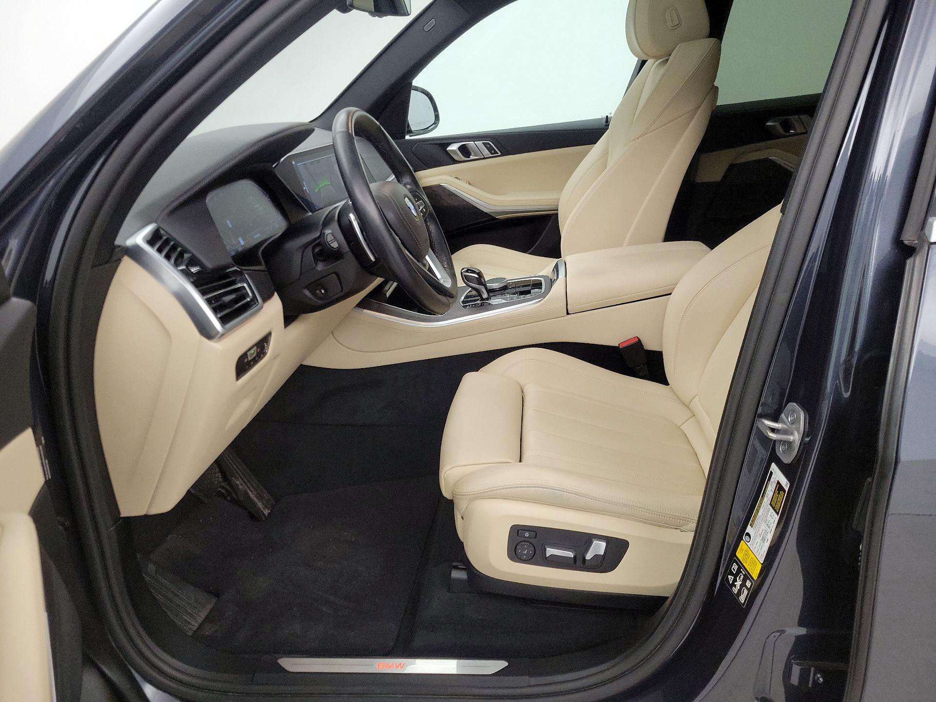 Thumbnail: 2022 BMW X5 - 11