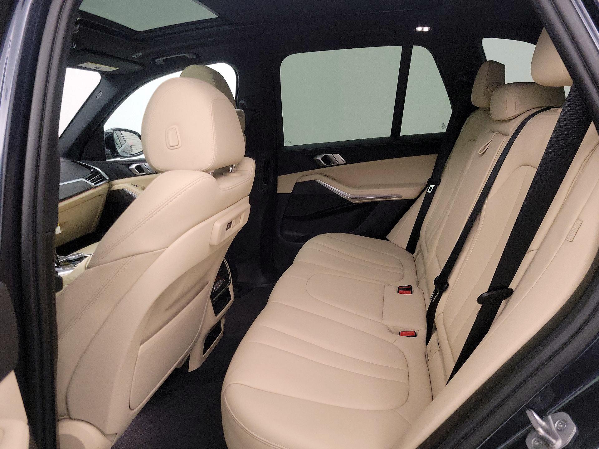 Thumbnail: 2022 BMW X5 - 19