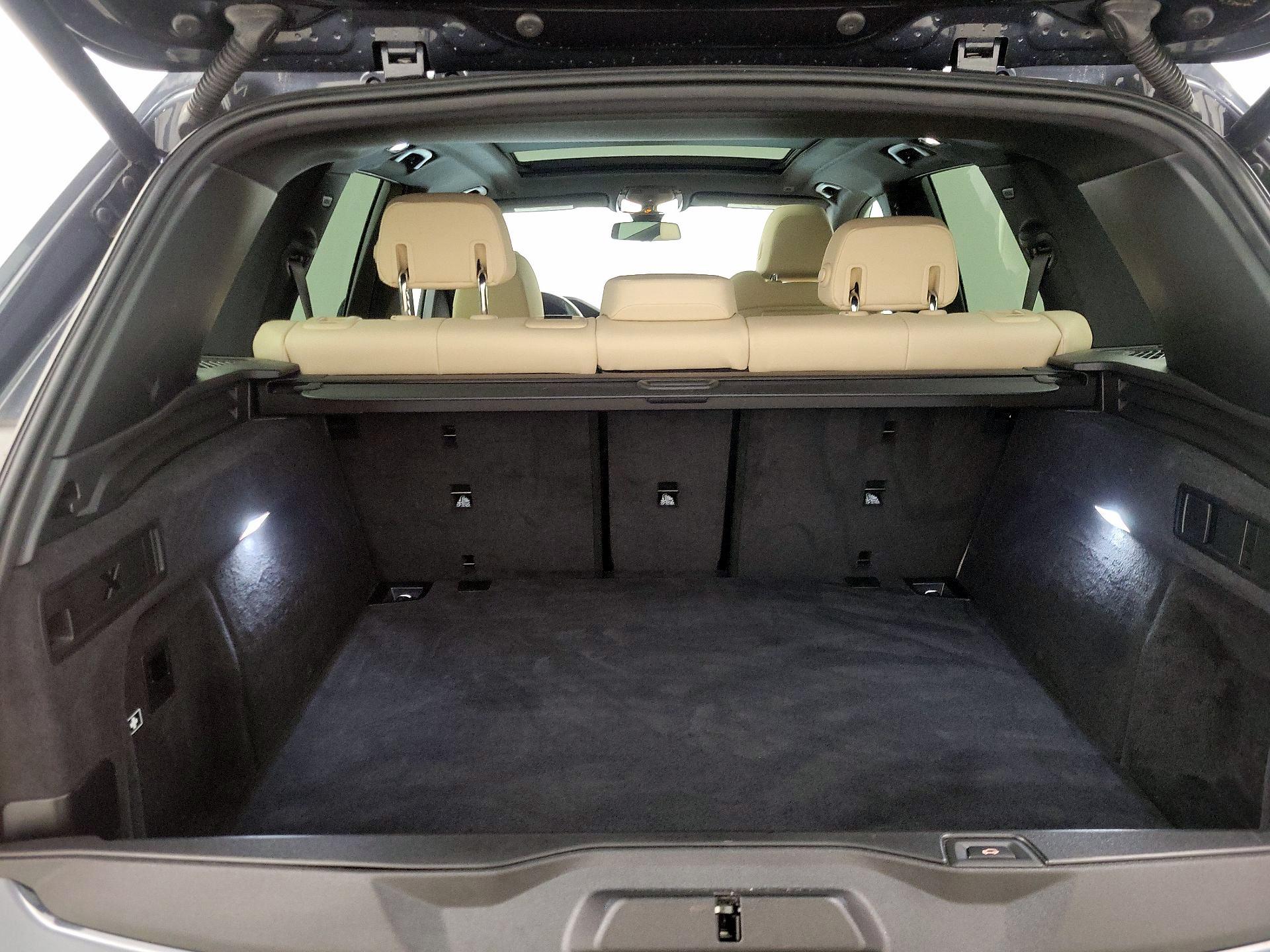 Thumbnail: 2022 BMW X5 - 20