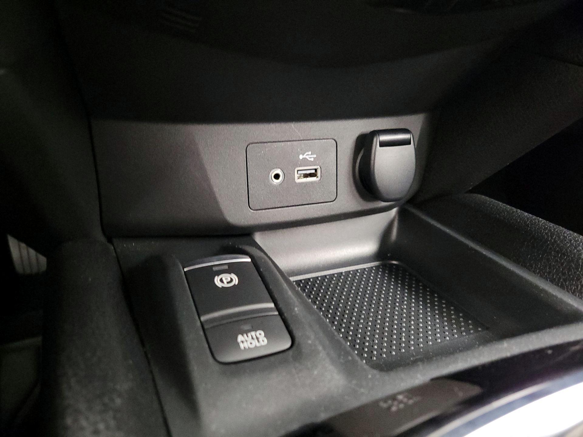 Thumbnail: 2022 Nissan Rogue Sport - 19