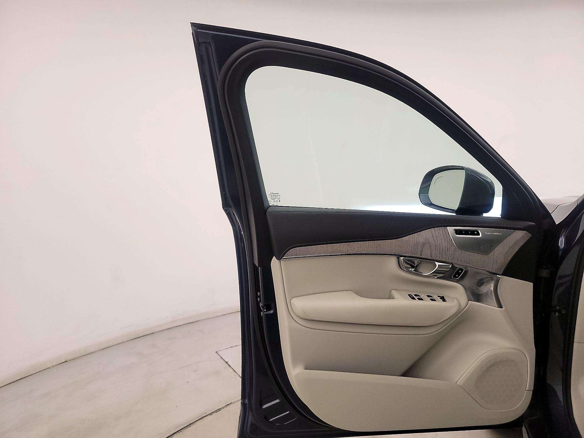 Thumbnail: 2024 Volvo XC90 - 12