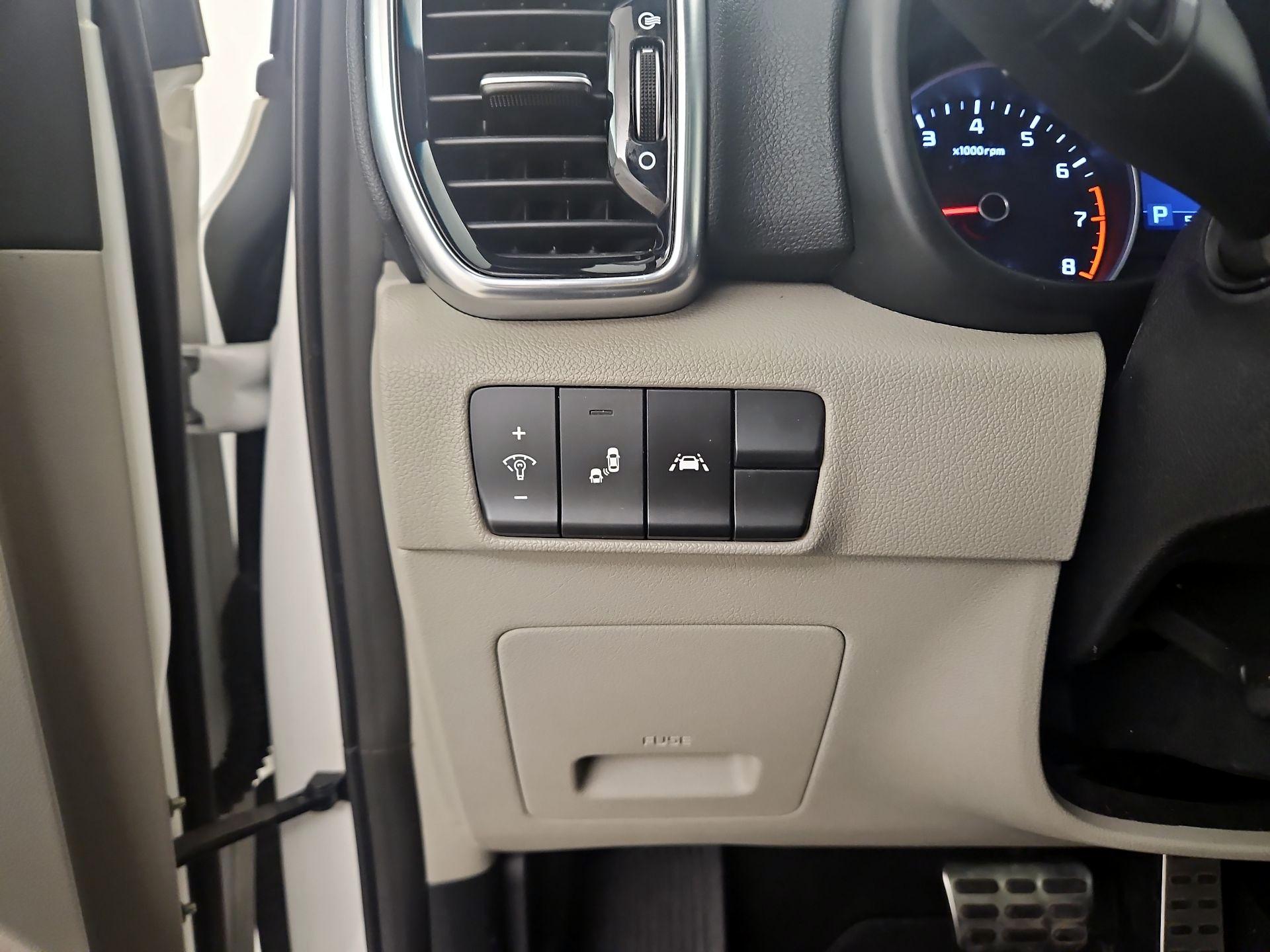 Thumbnail: 2022 Kia Sportage - 13