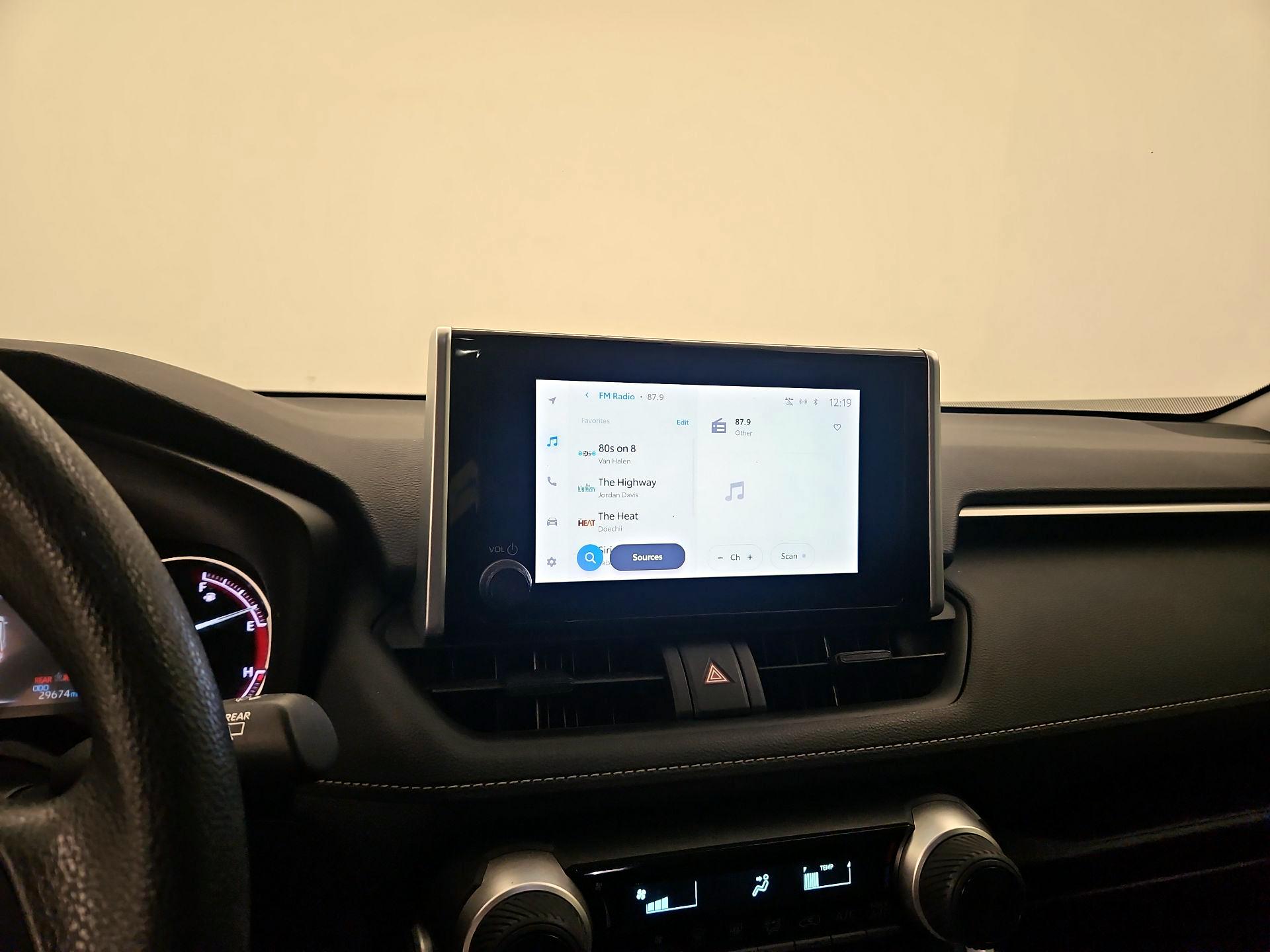 Thumbnail: 2023 Toyota RAV4 - 15